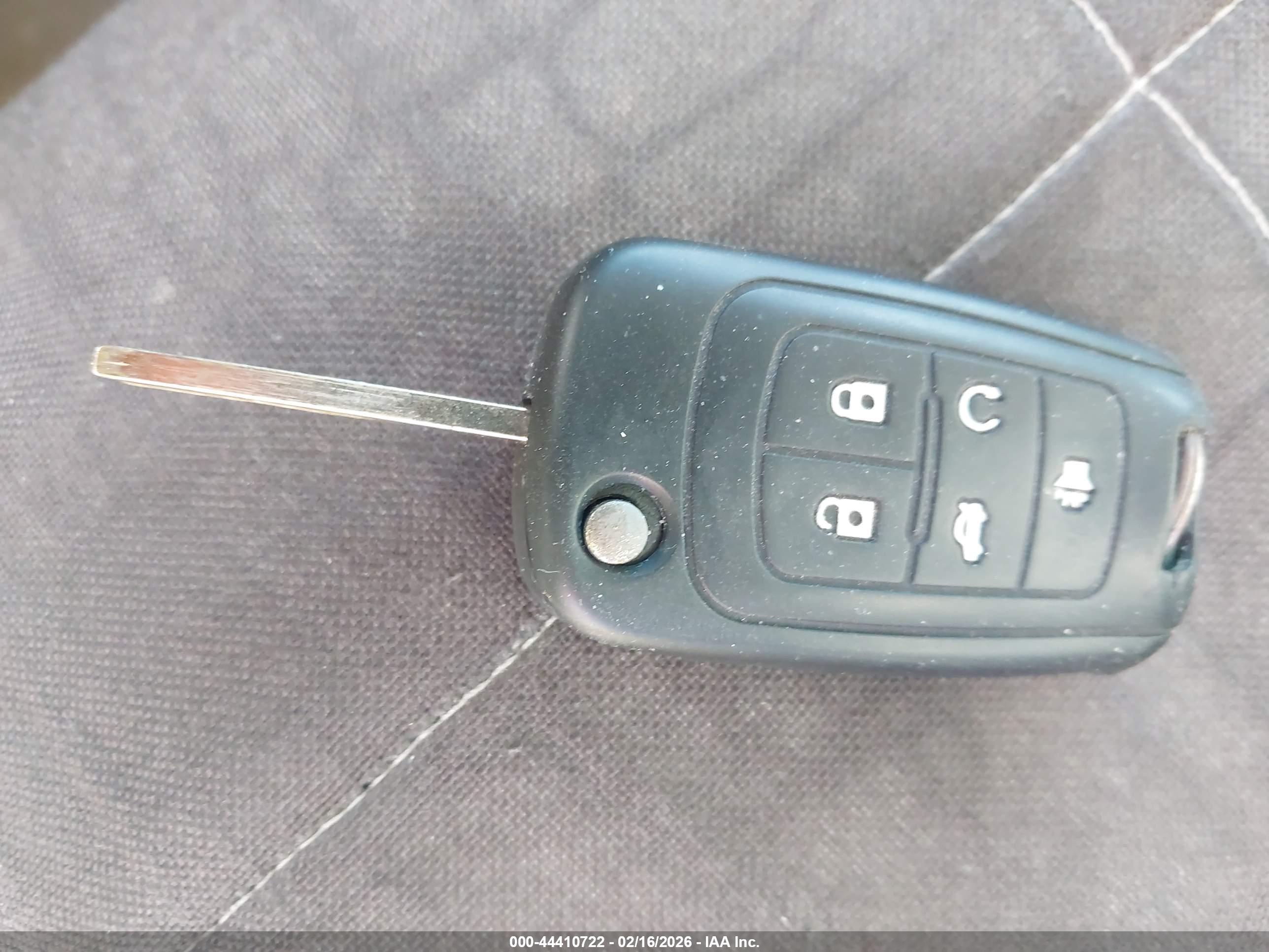 BUICK LACROSSE image 11