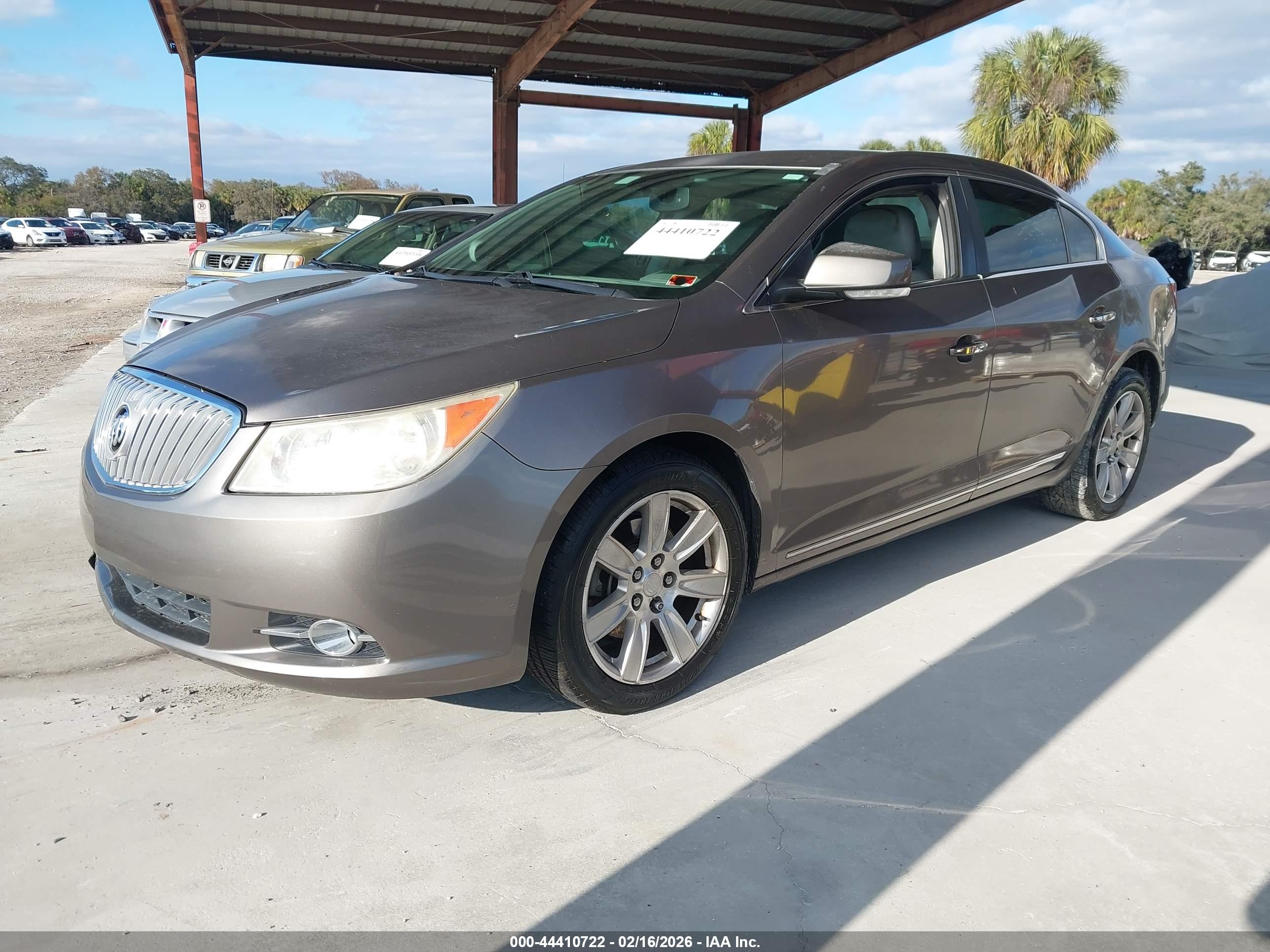 BUICK LACROSSE image 2