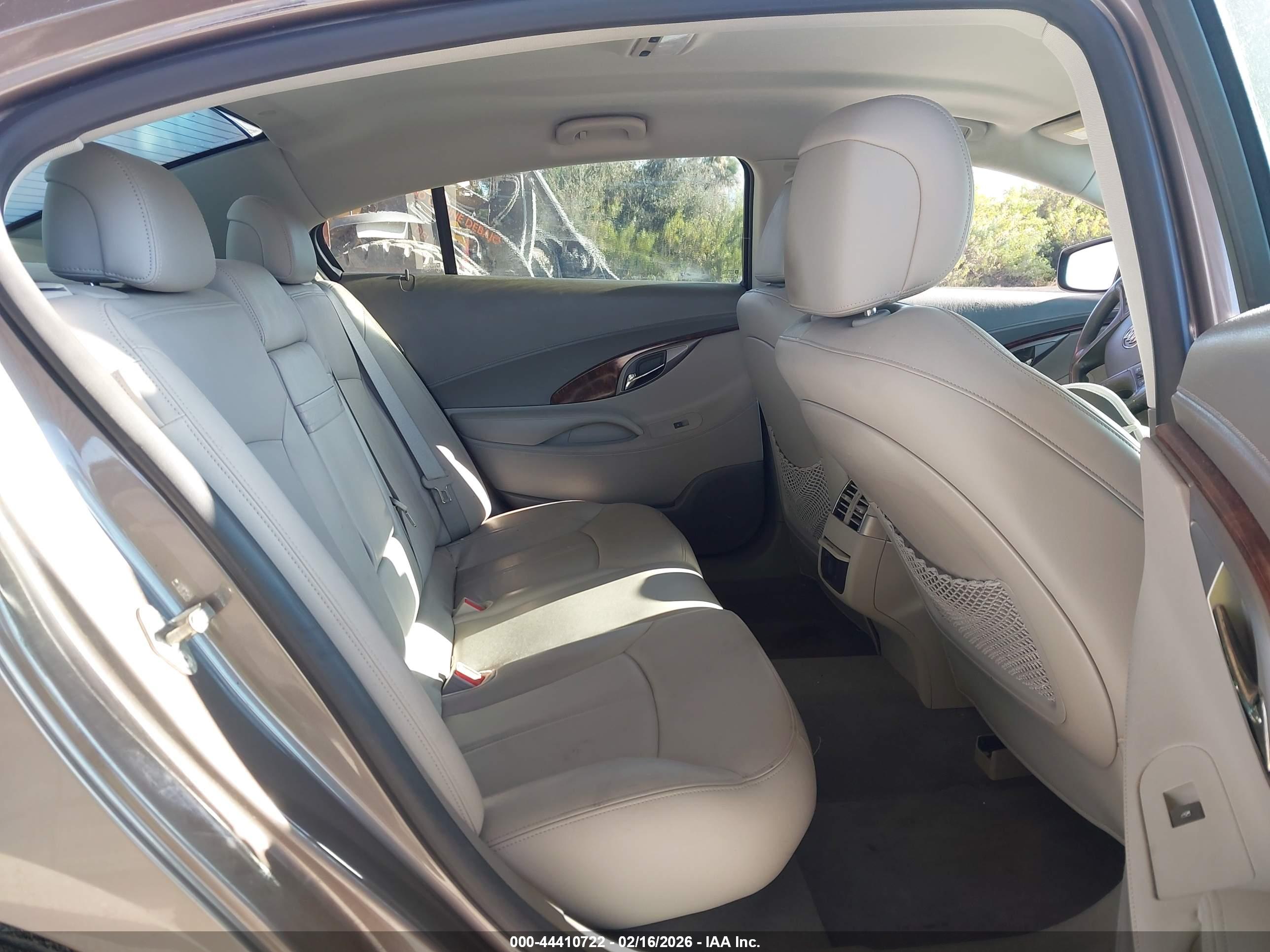 BUICK LACROSSE image 8