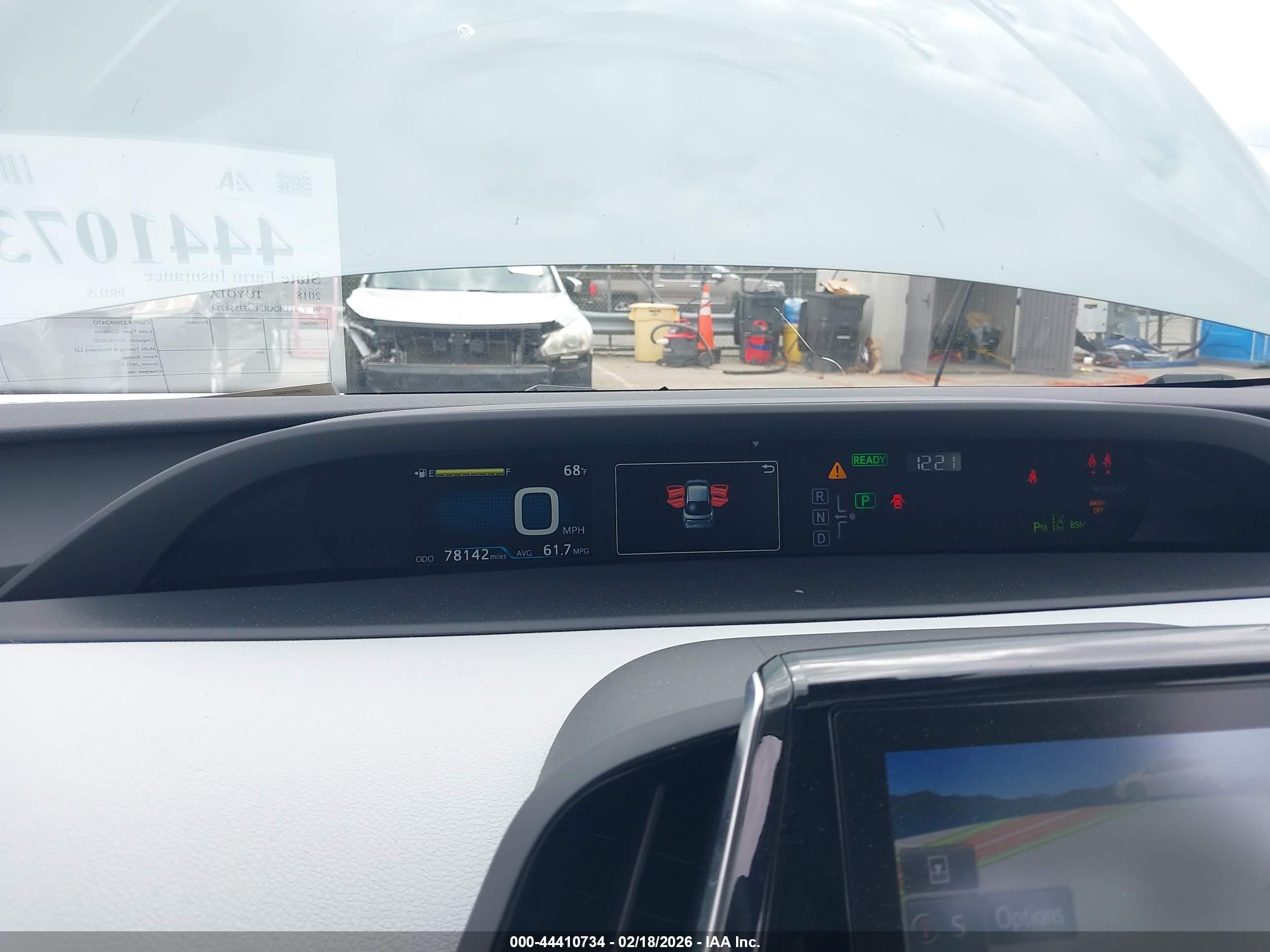TOYOTA PRIUS image 7