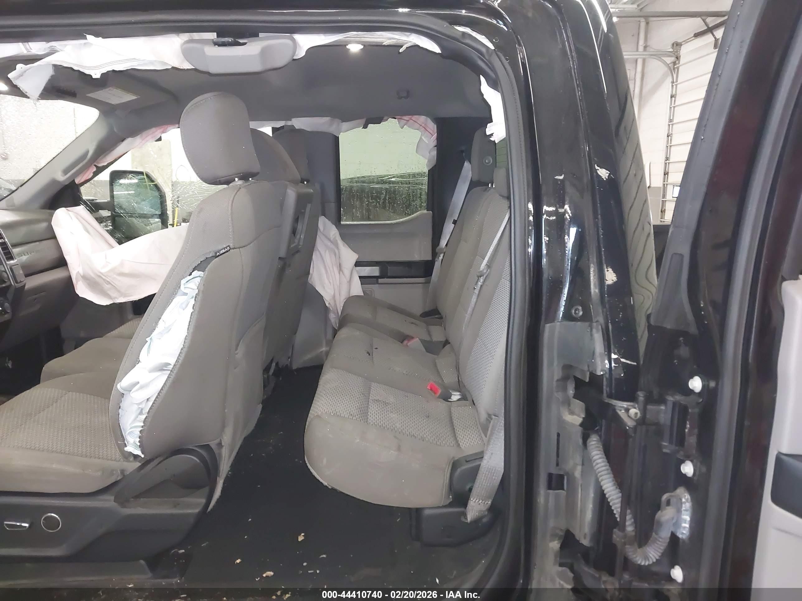 FORD F-250 image 8