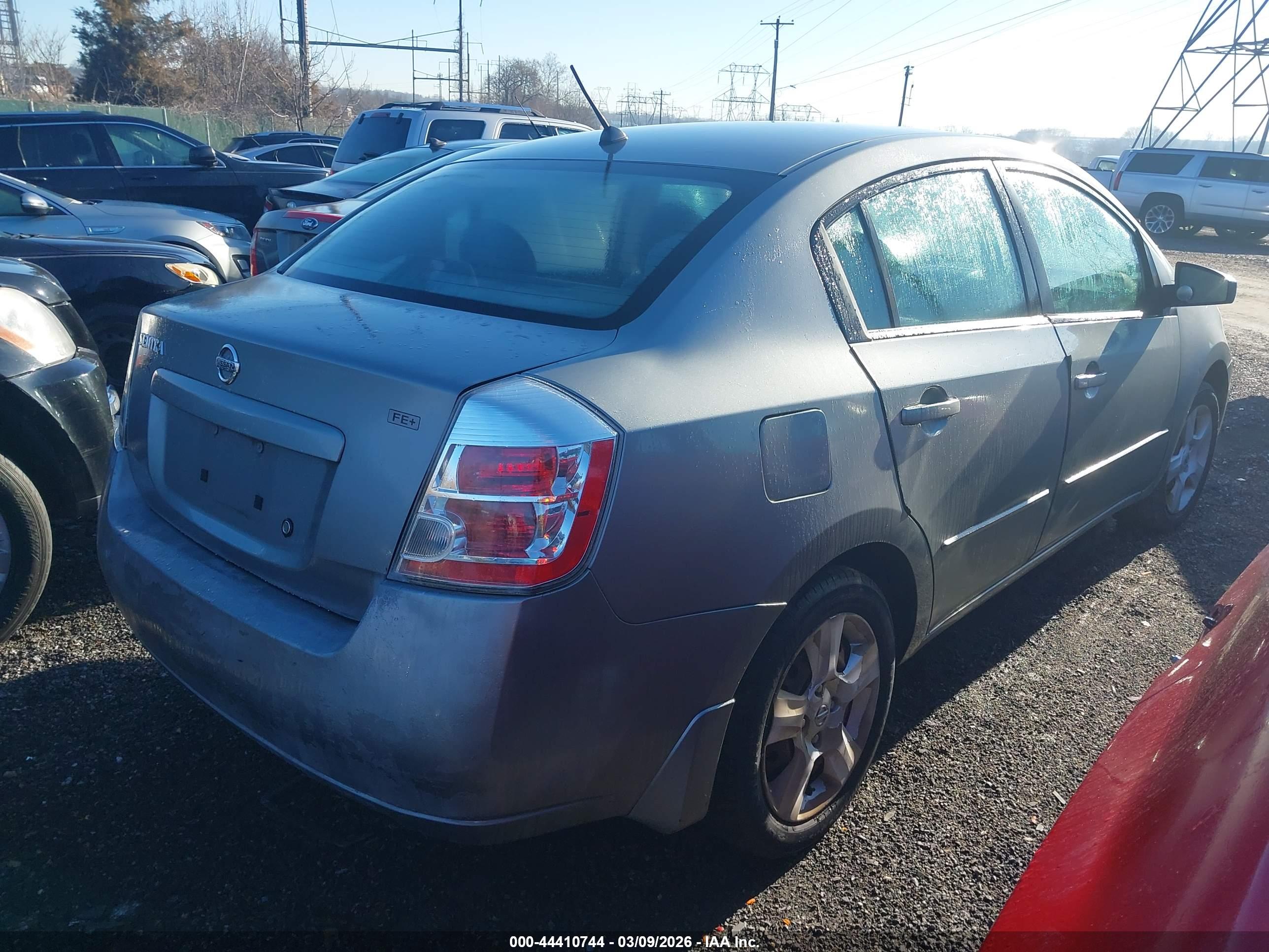 NISSAN SENTRA image 4