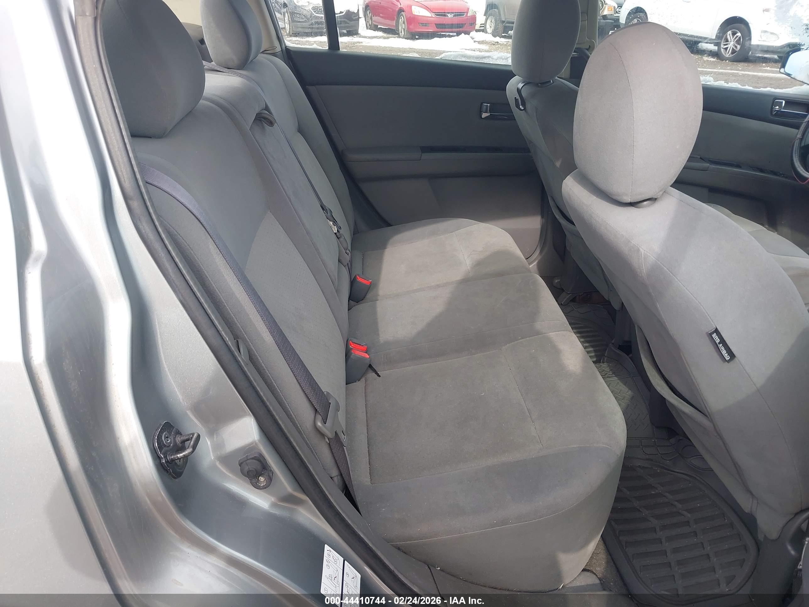 NISSAN SENTRA image 8