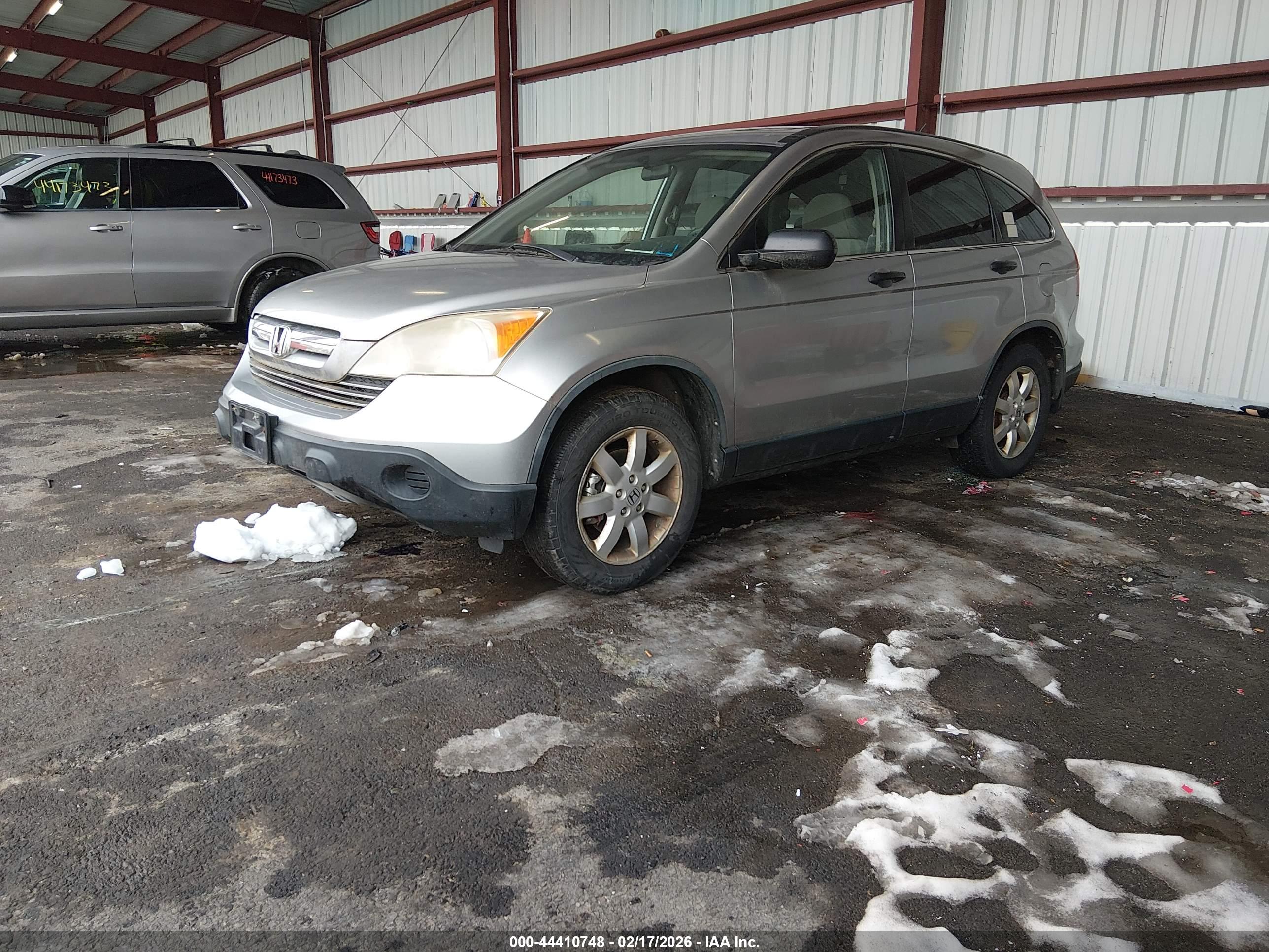 HONDA CR-V image 2