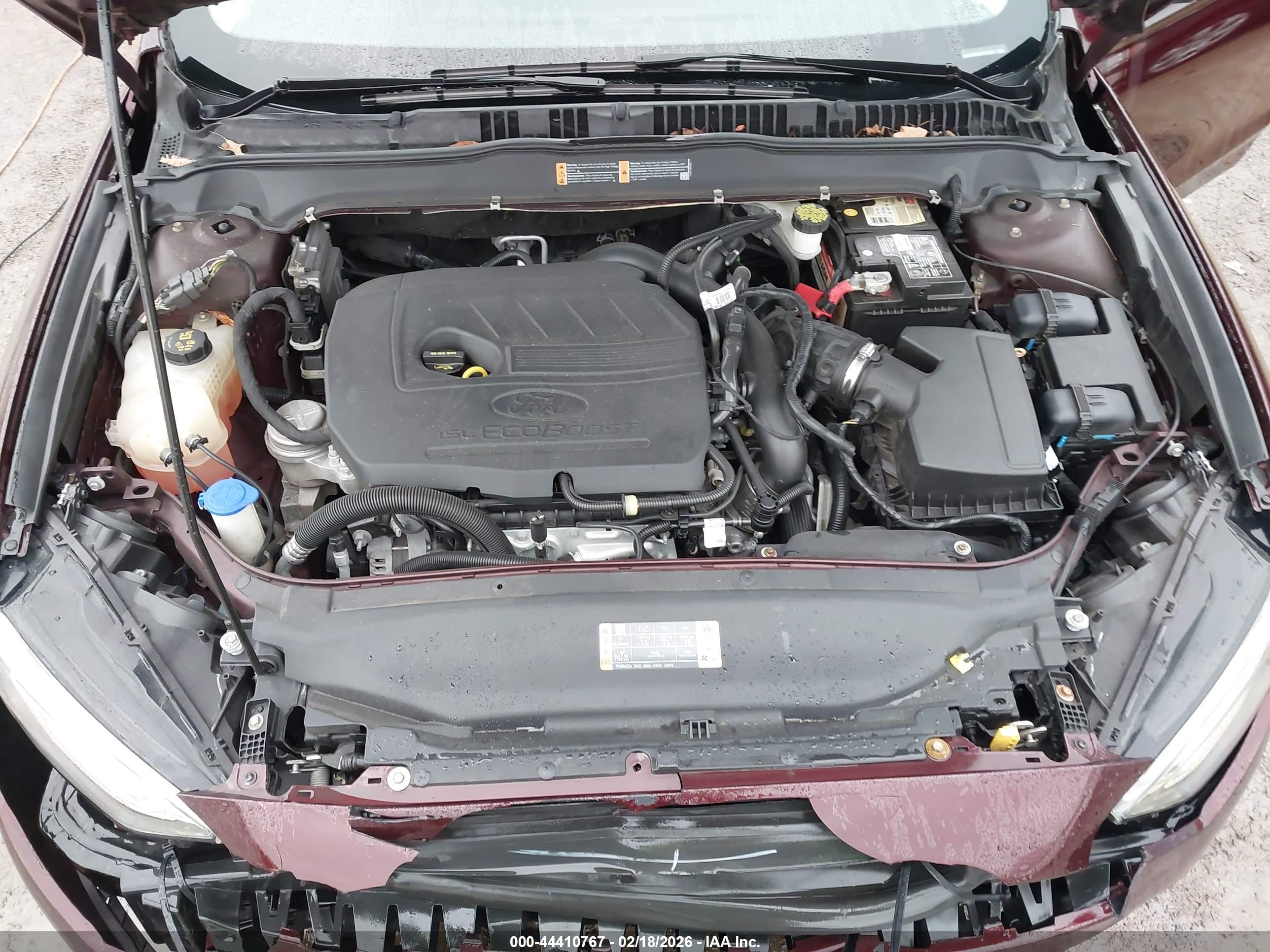 FORD FUSION image 10