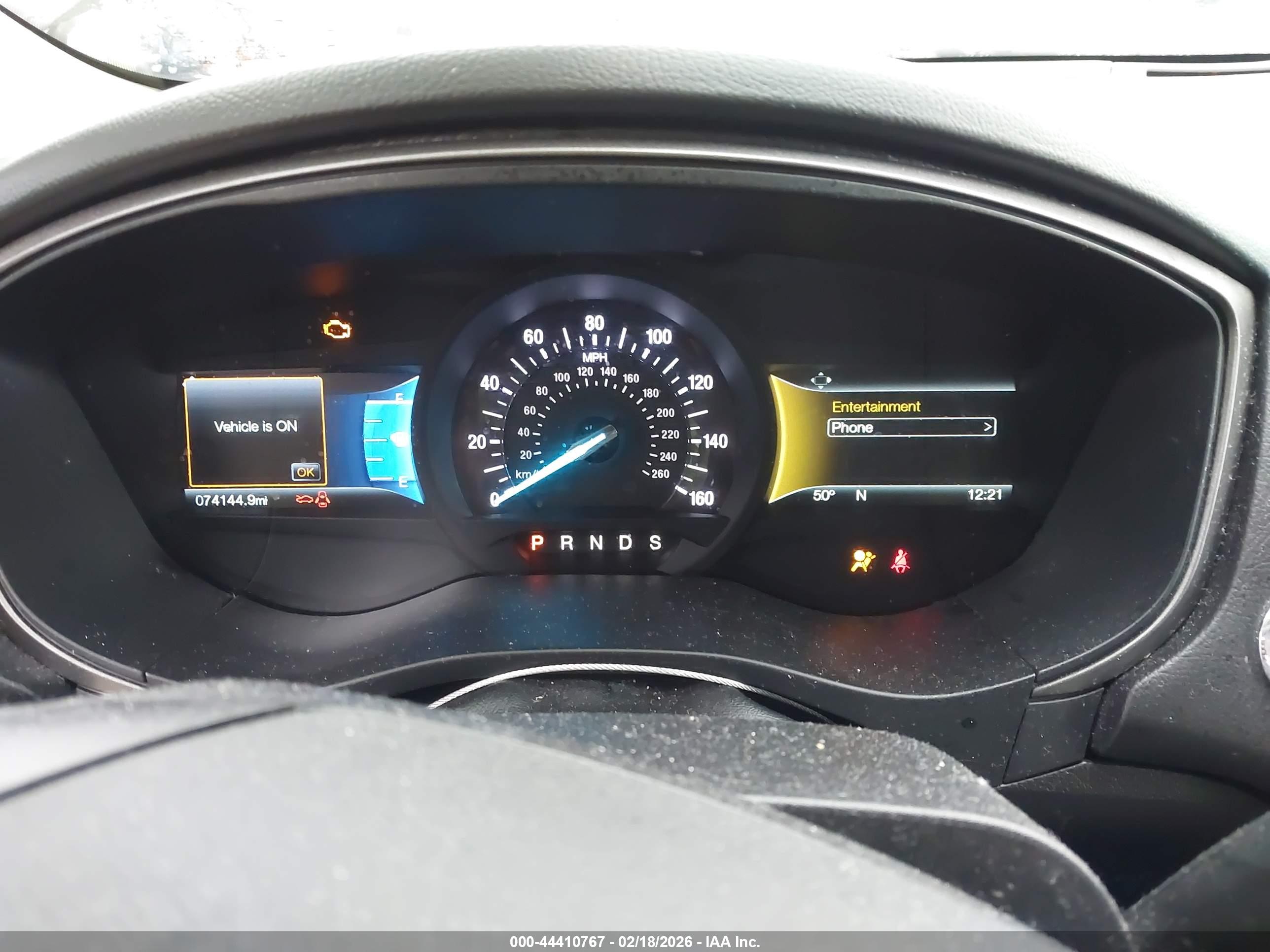 FORD FUSION image 7