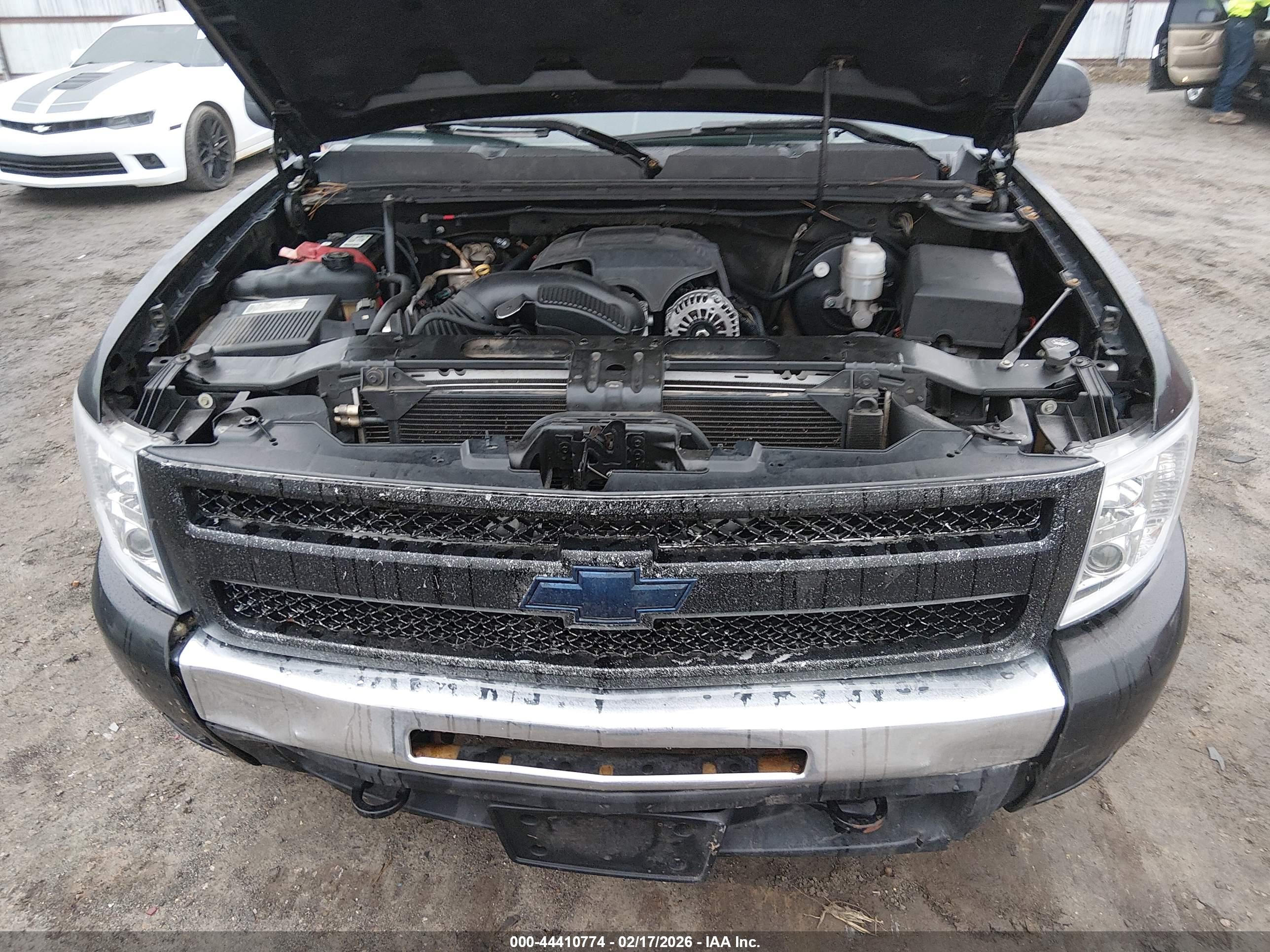 CHEVROLET SILVERADO image 10