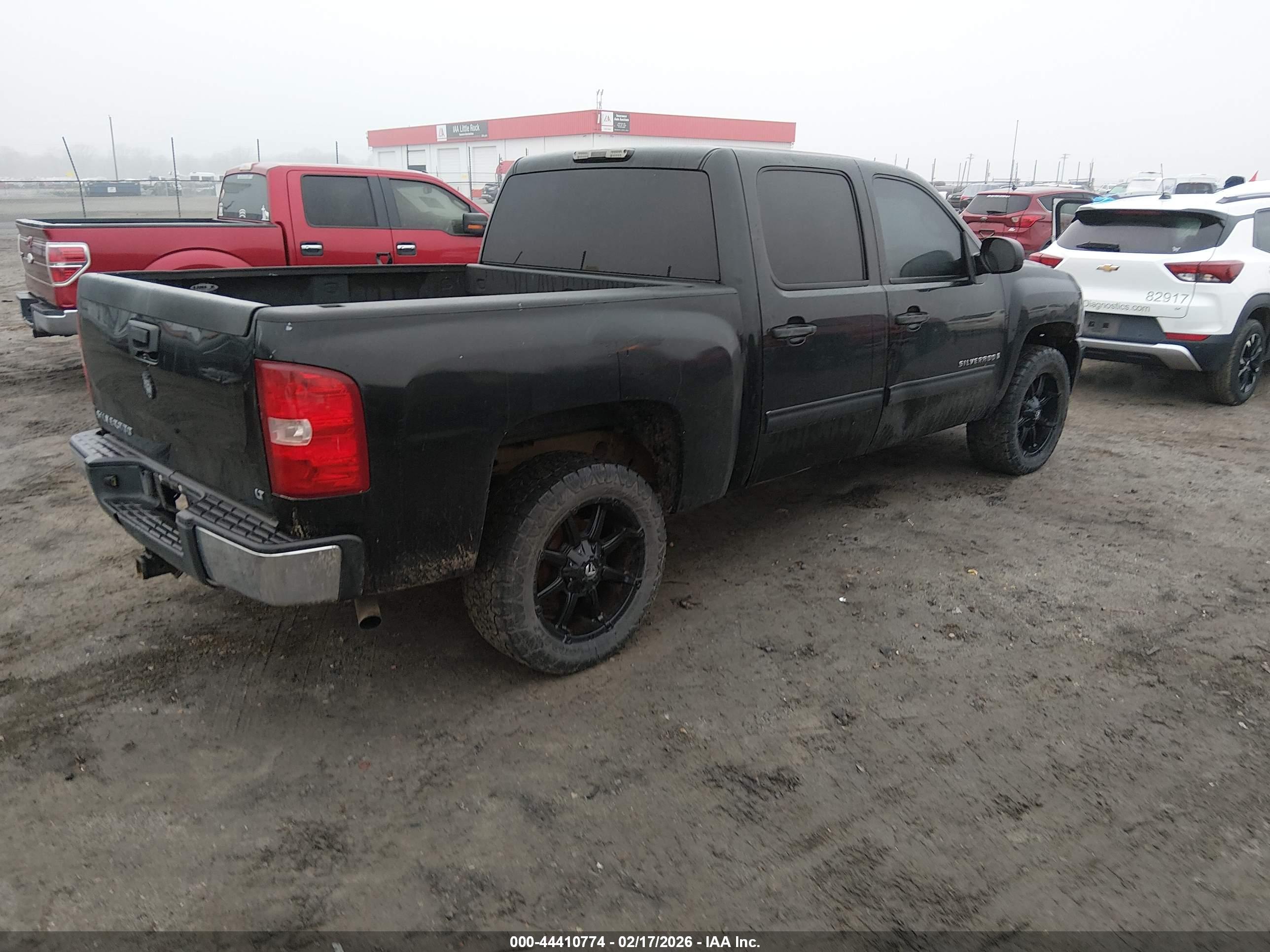 CHEVROLET SILVERADO image 4