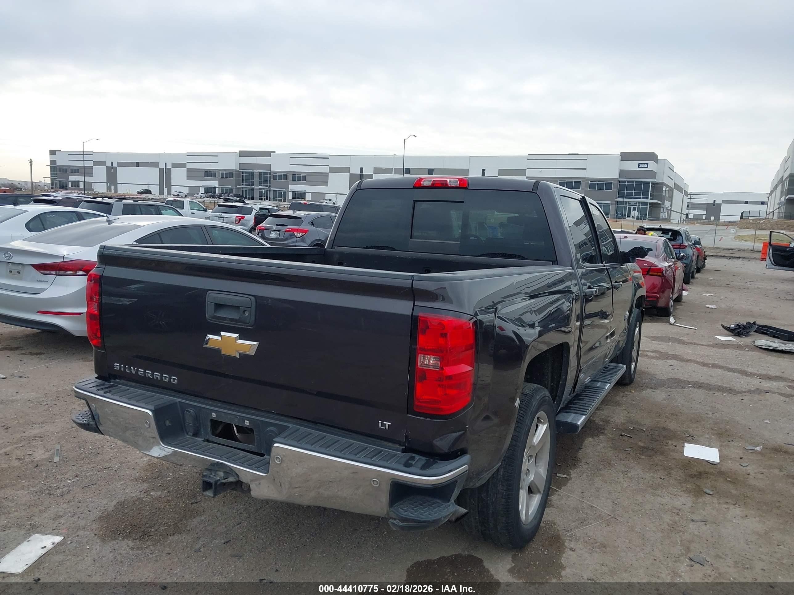 CHEVROLET SILVERADO image 4