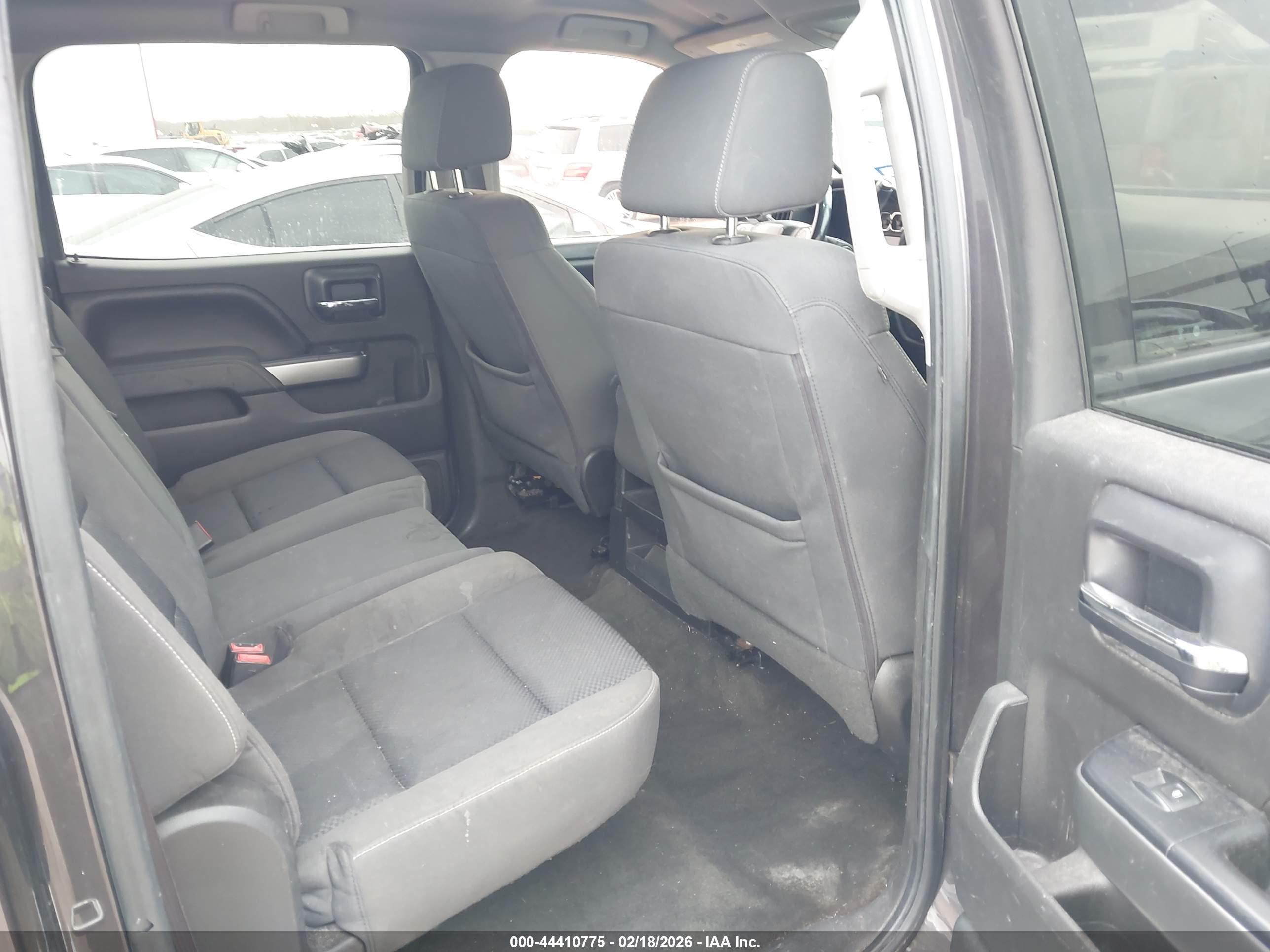 CHEVROLET SILVERADO image 8