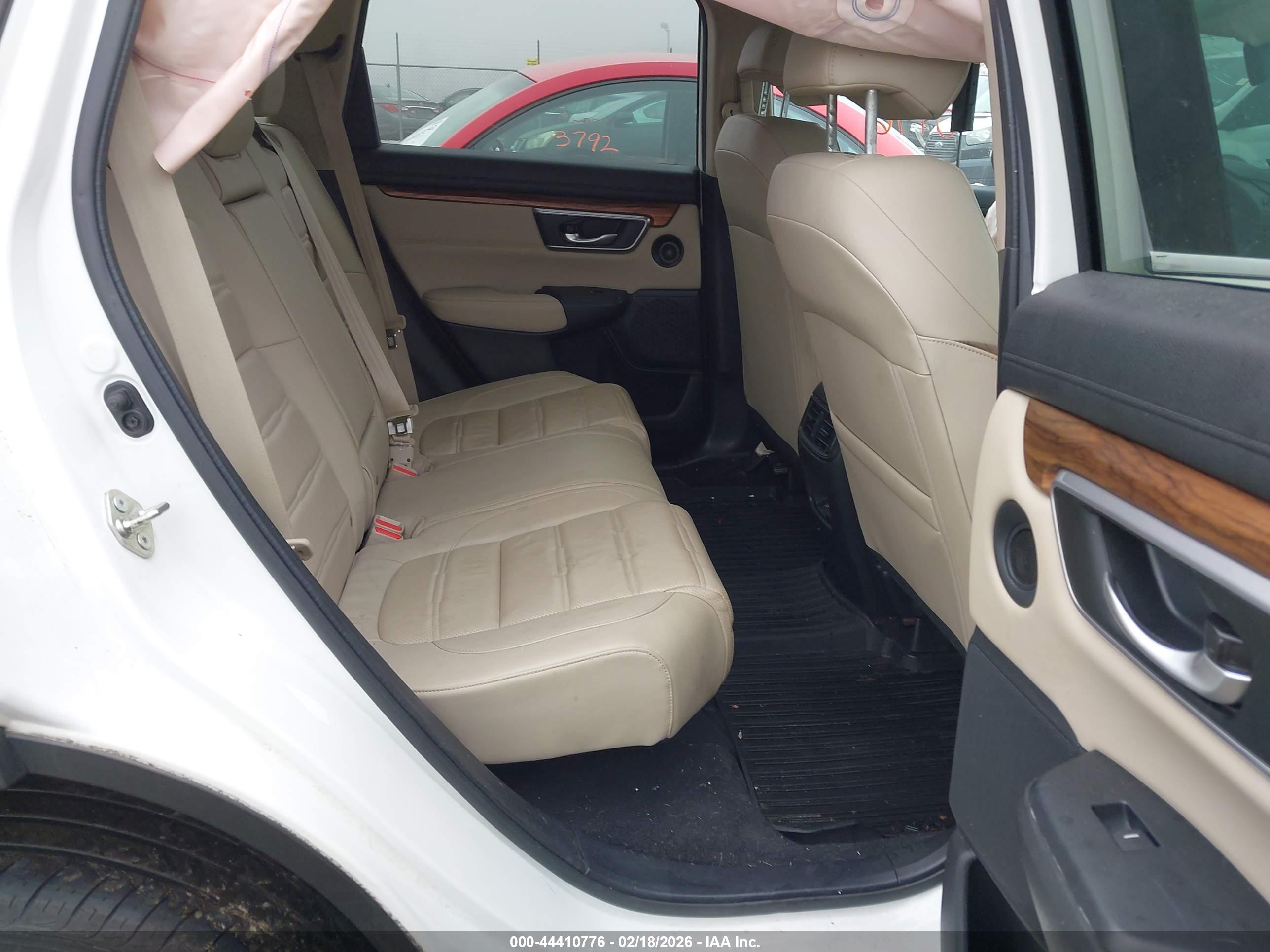 HONDA CR-V image 8