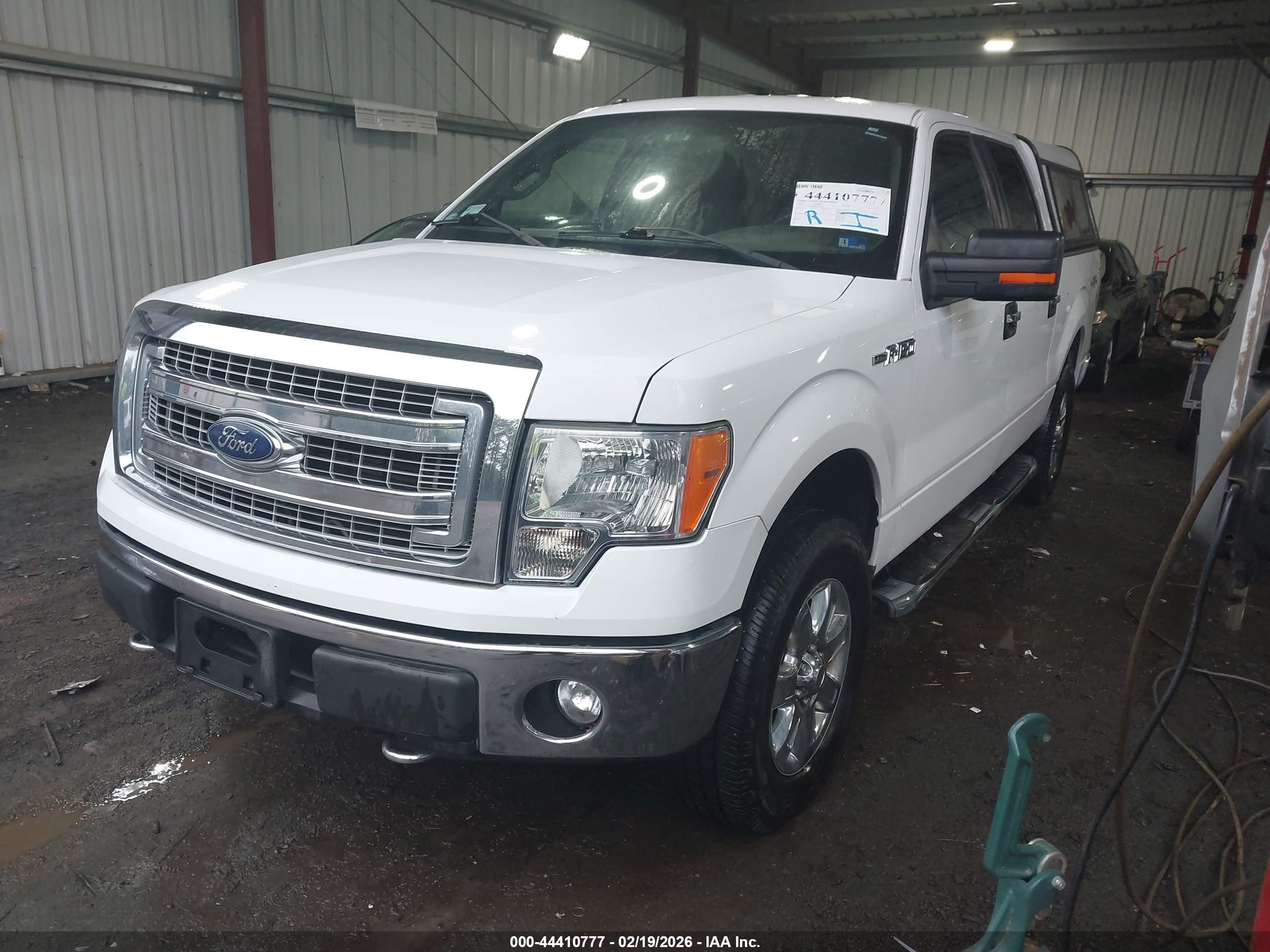 FORD F-150 image 2