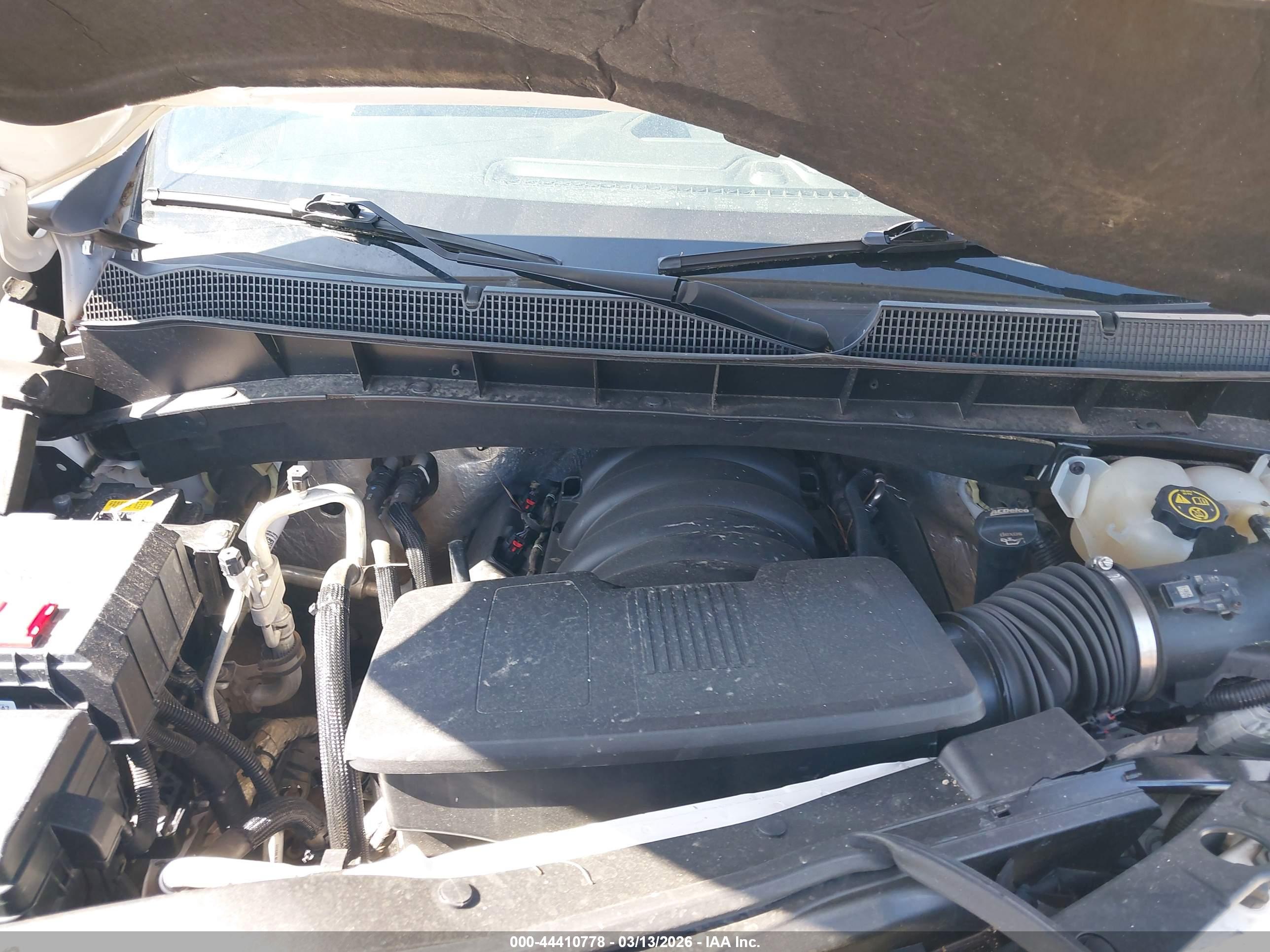 CHEVROLET SILVERADO image 10