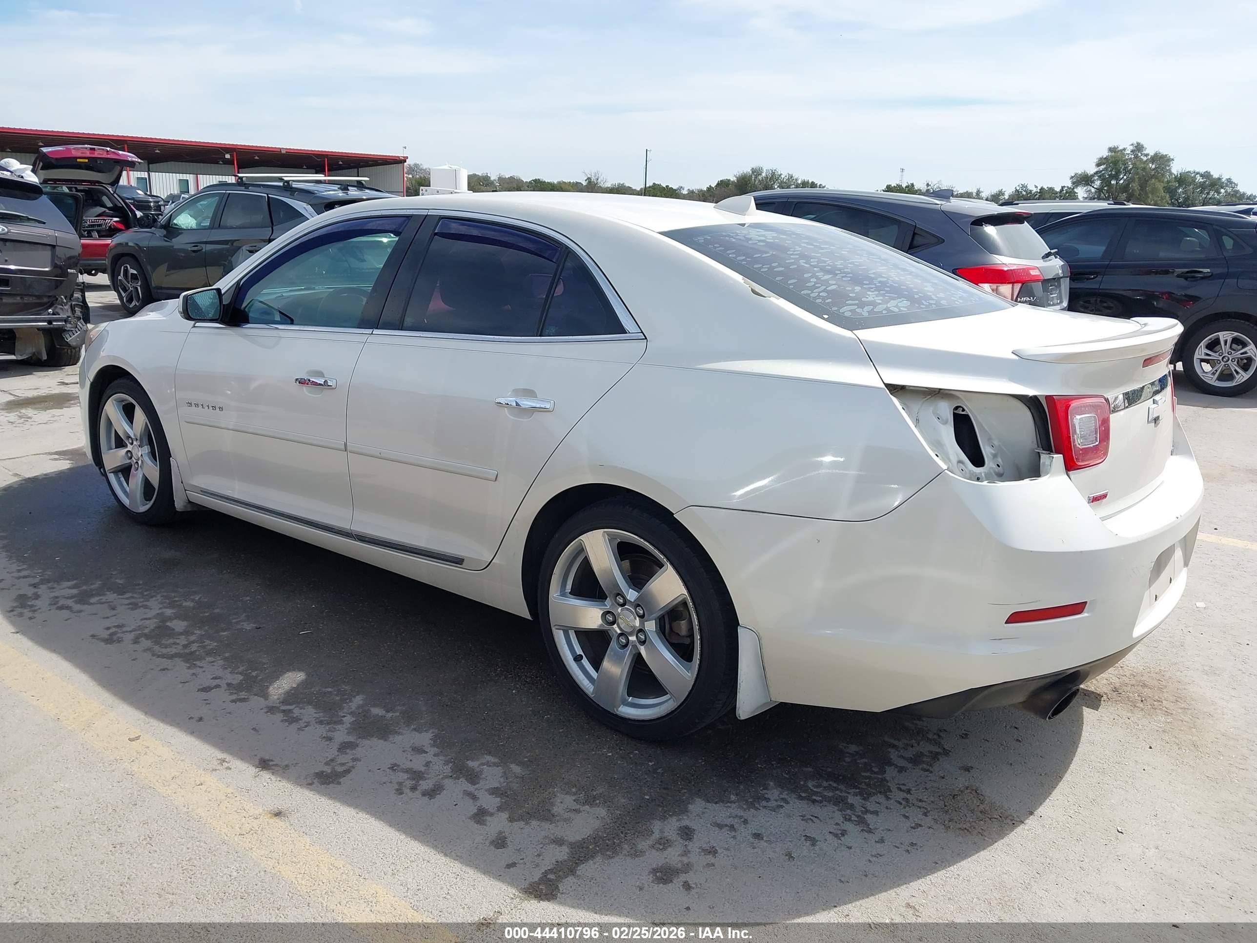 CHEVROLET MALIBU image 3