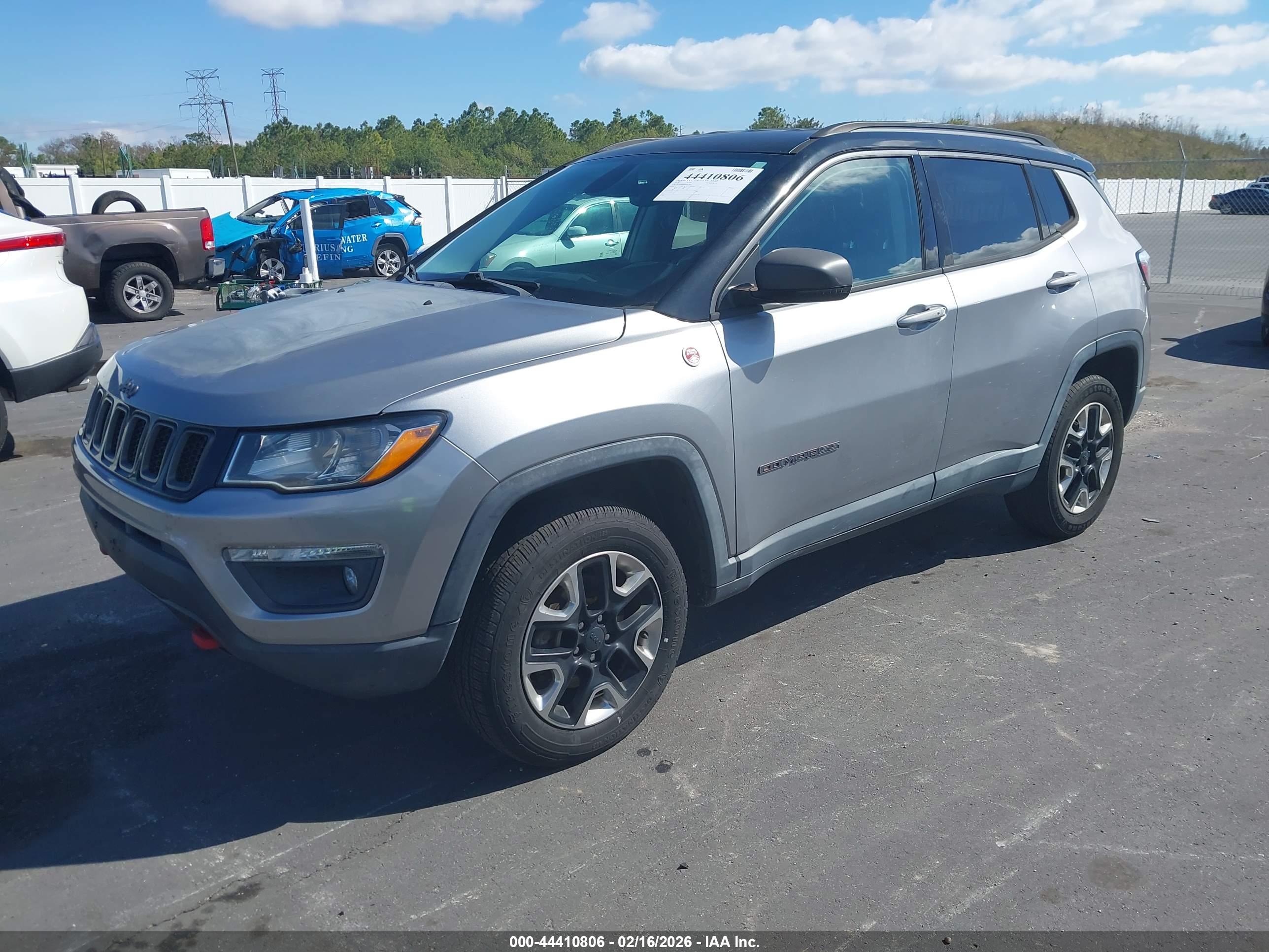 JEEP COMPASS image 2