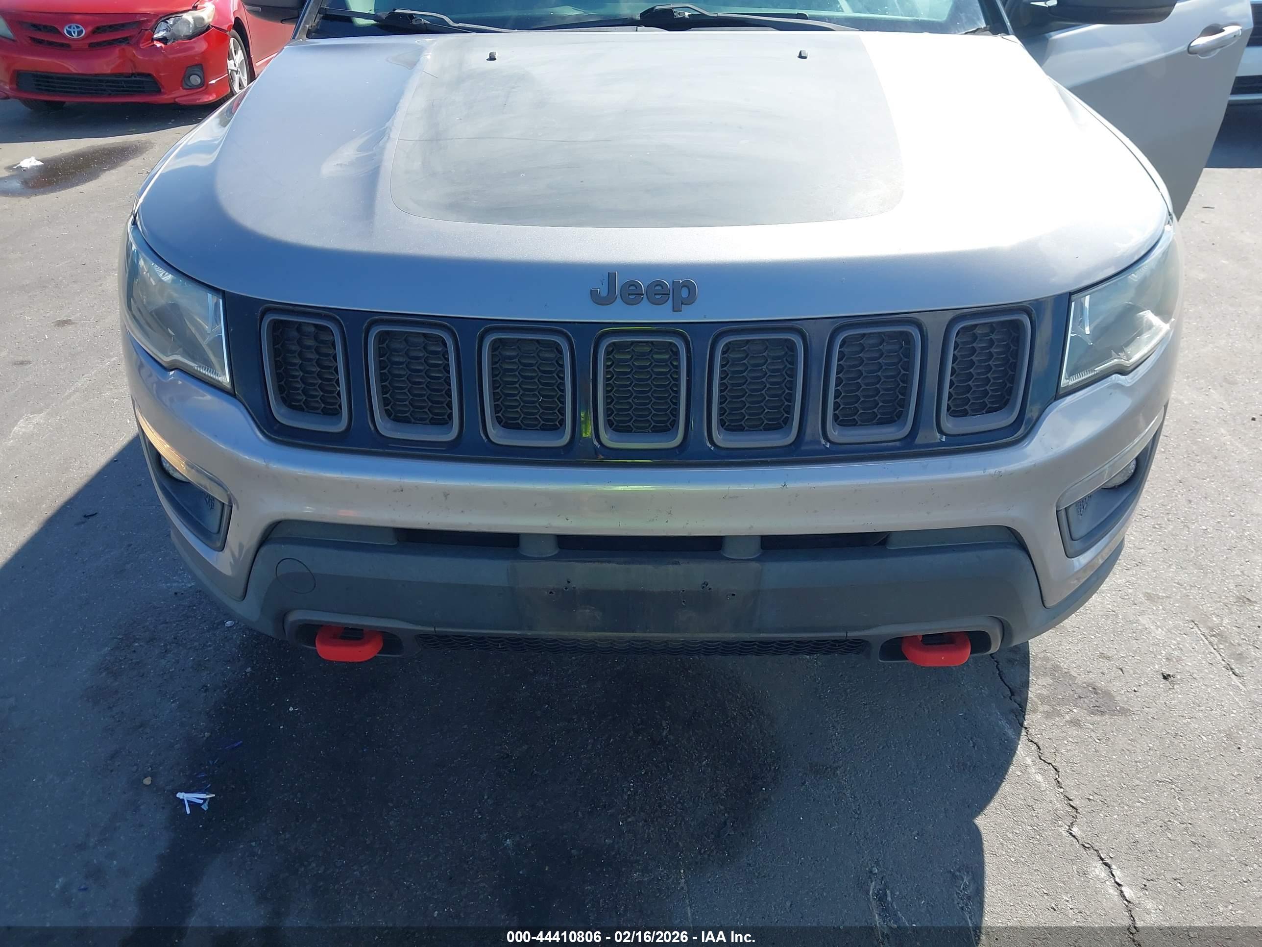 JEEP COMPASS image 6