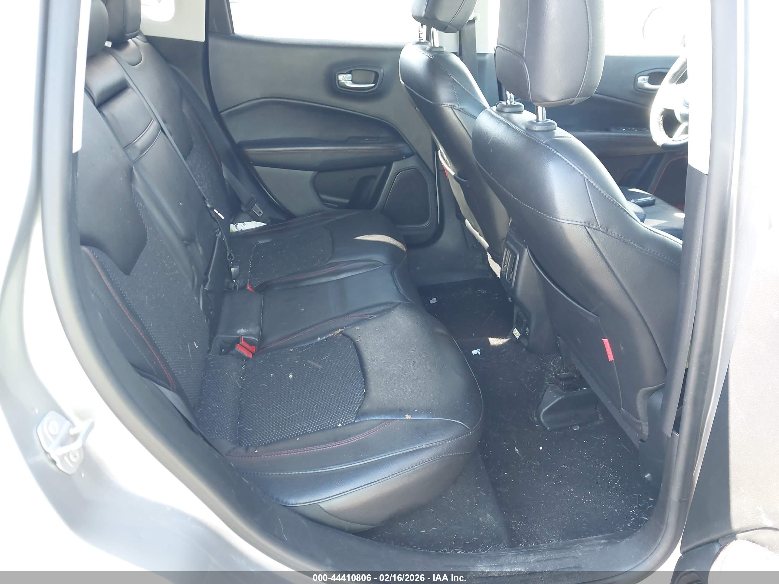JEEP COMPASS image 8