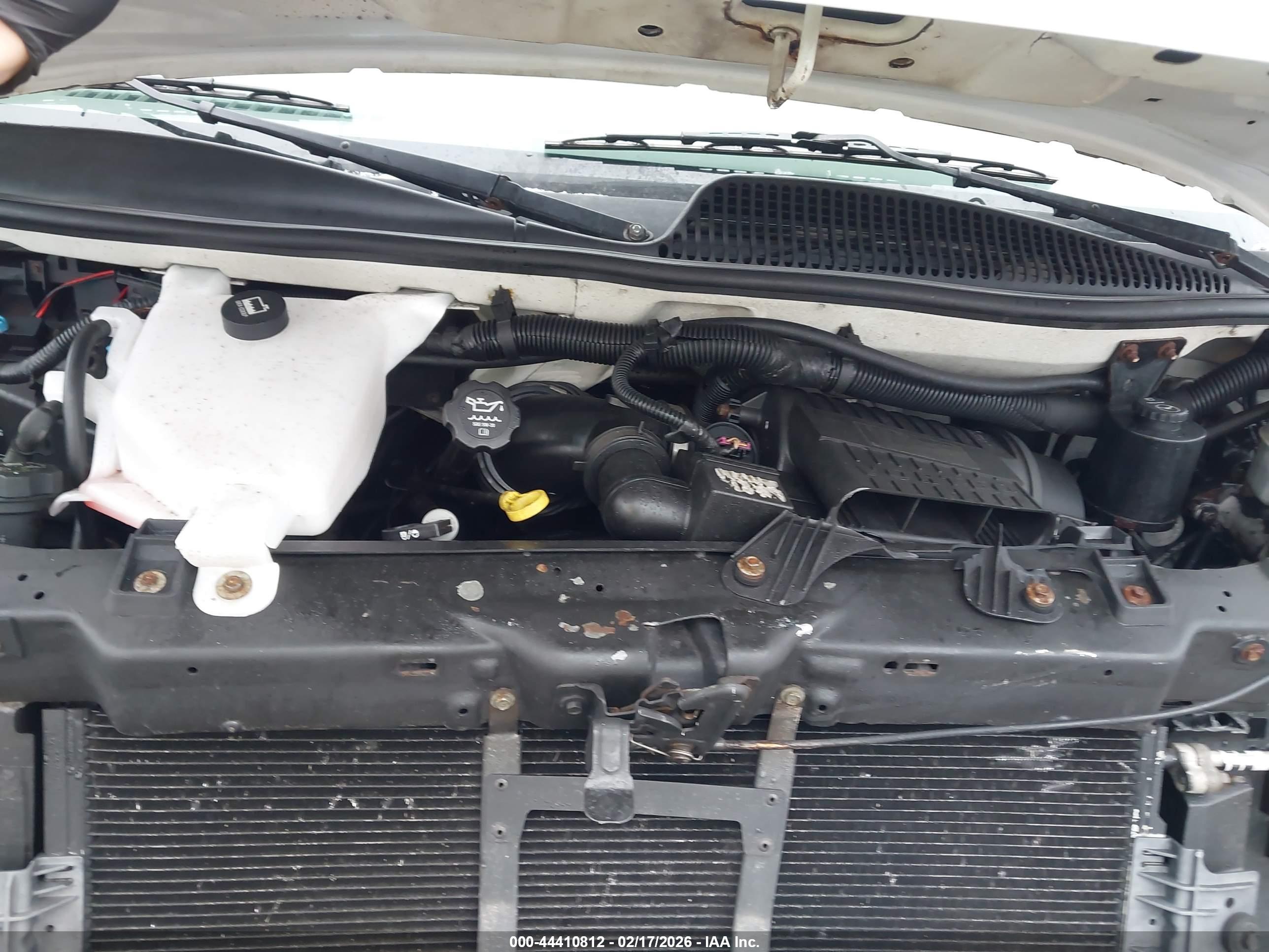 CHEVROLET EXPRESS image 10