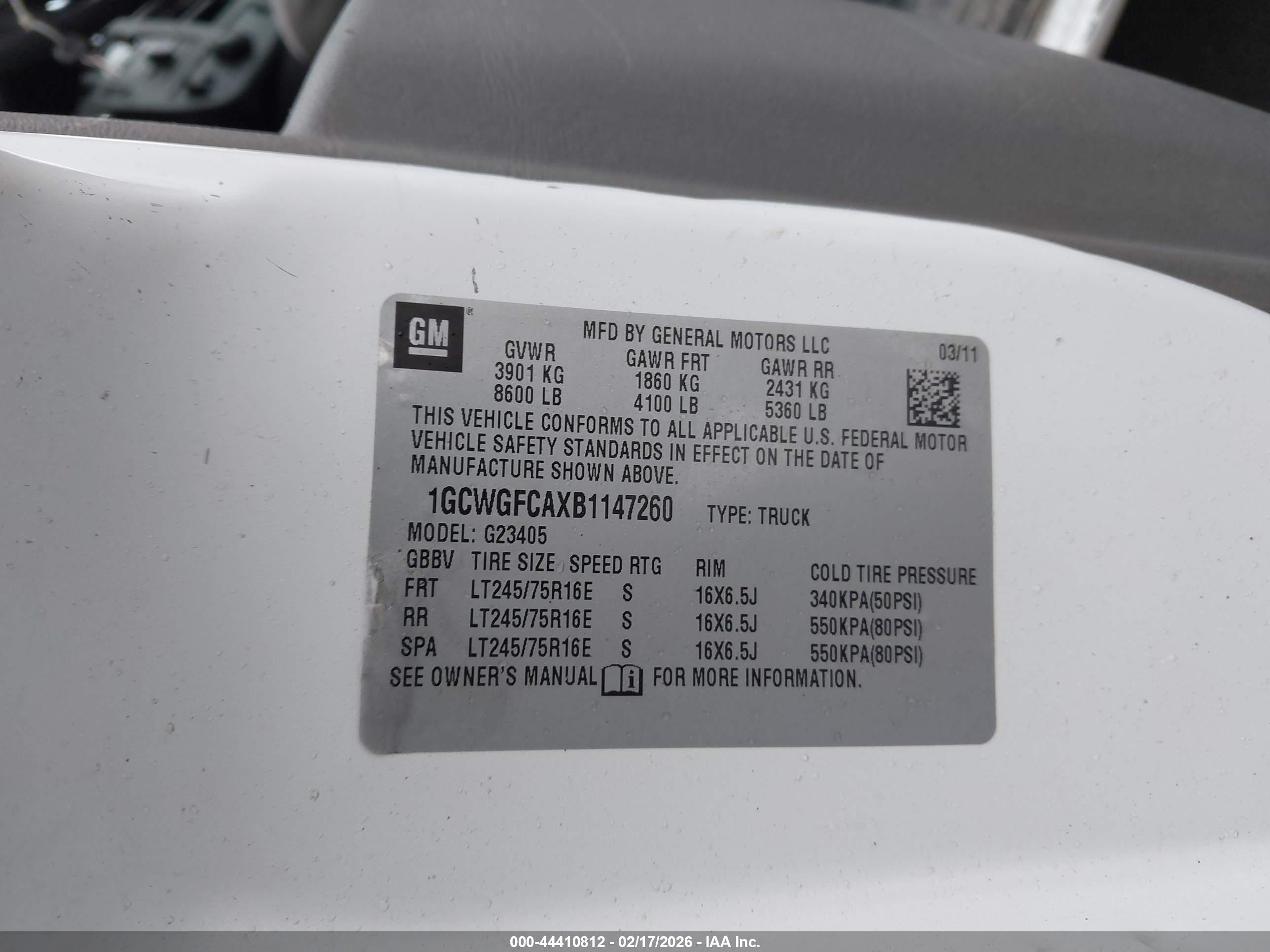 CHEVROLET EXPRESS image 9