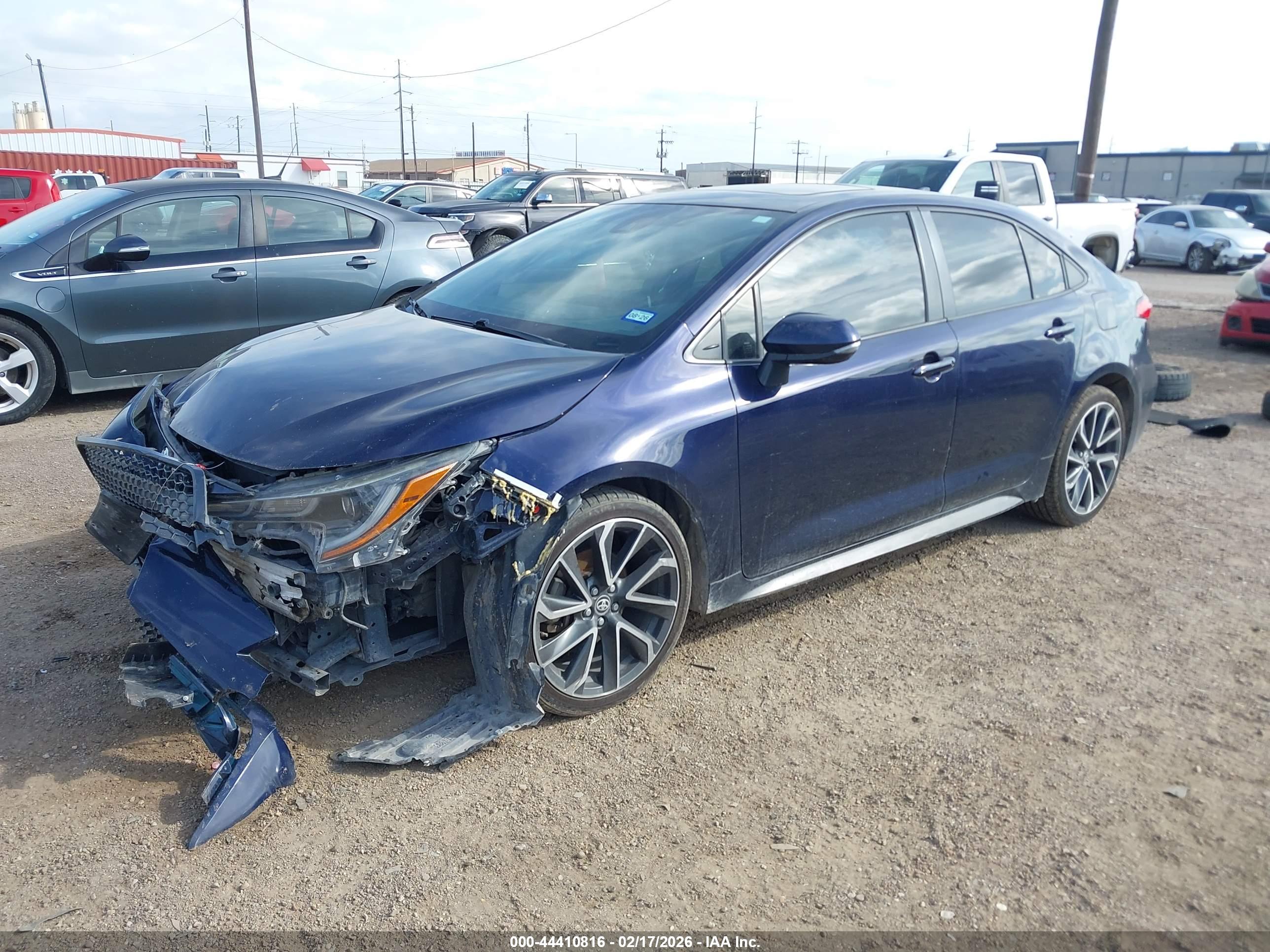 TOYOTA COROLLA image 2