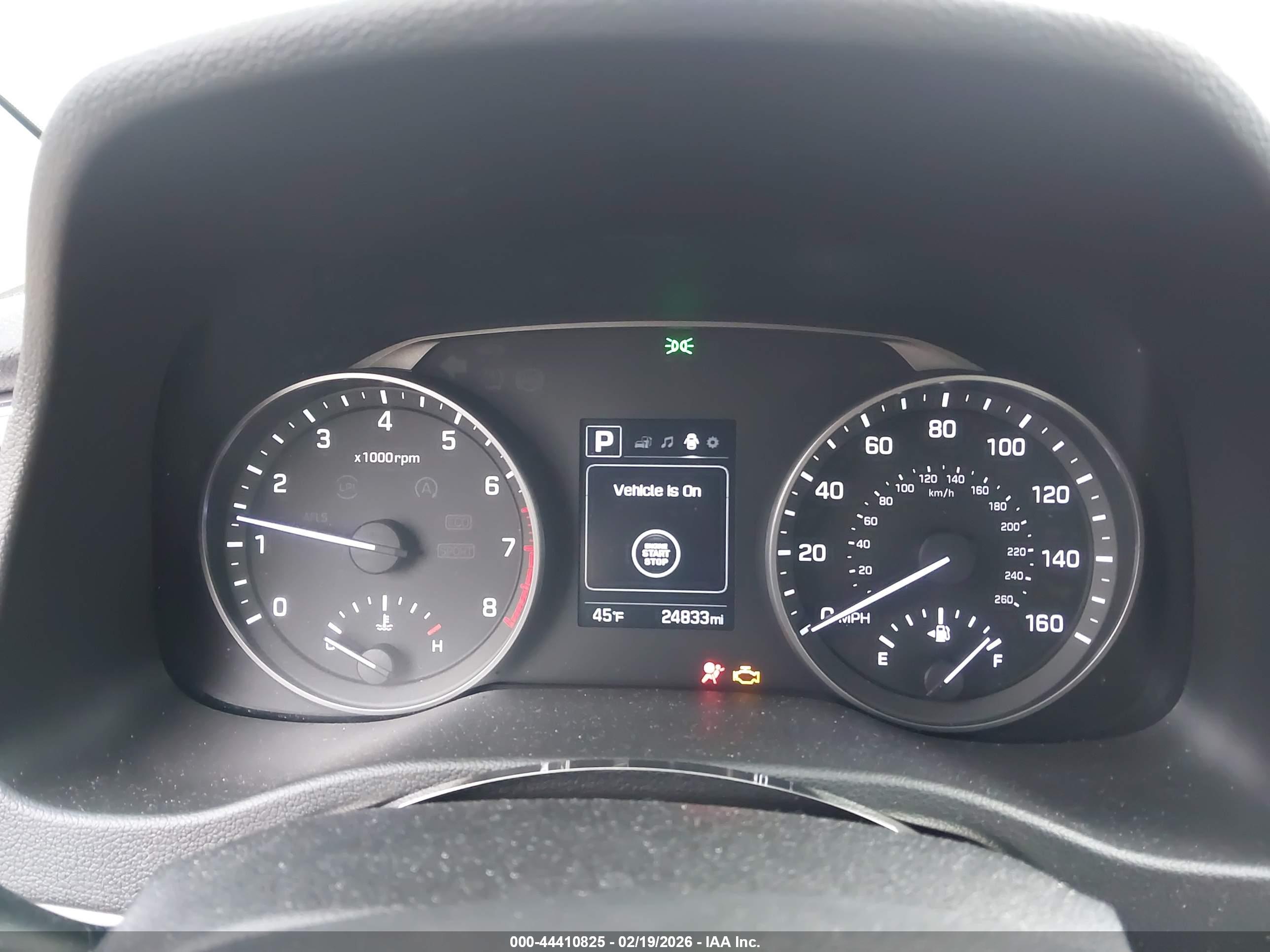 HYUNDAI ELANTRA image 7