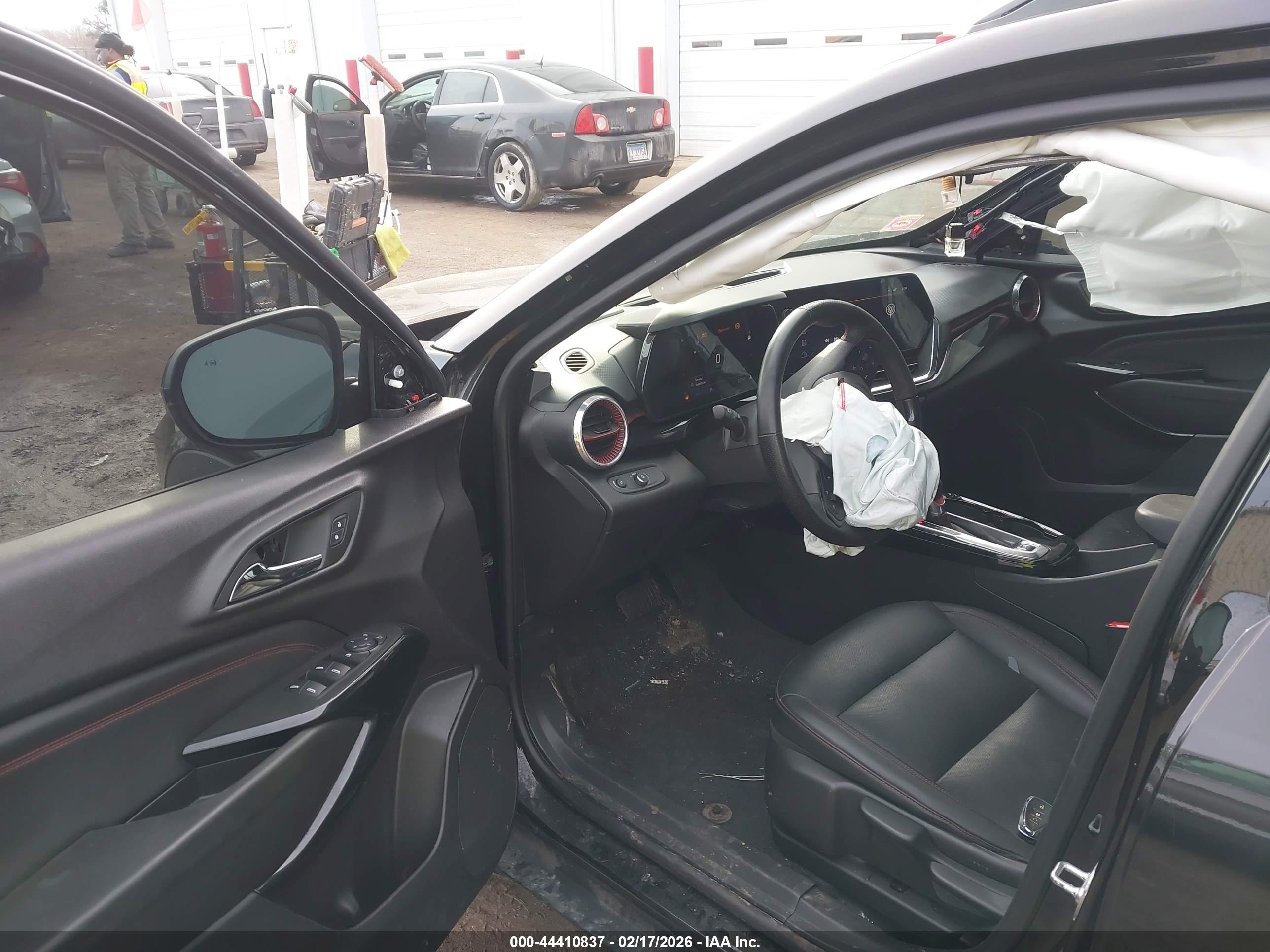 CHEVROLET TRAX image 5