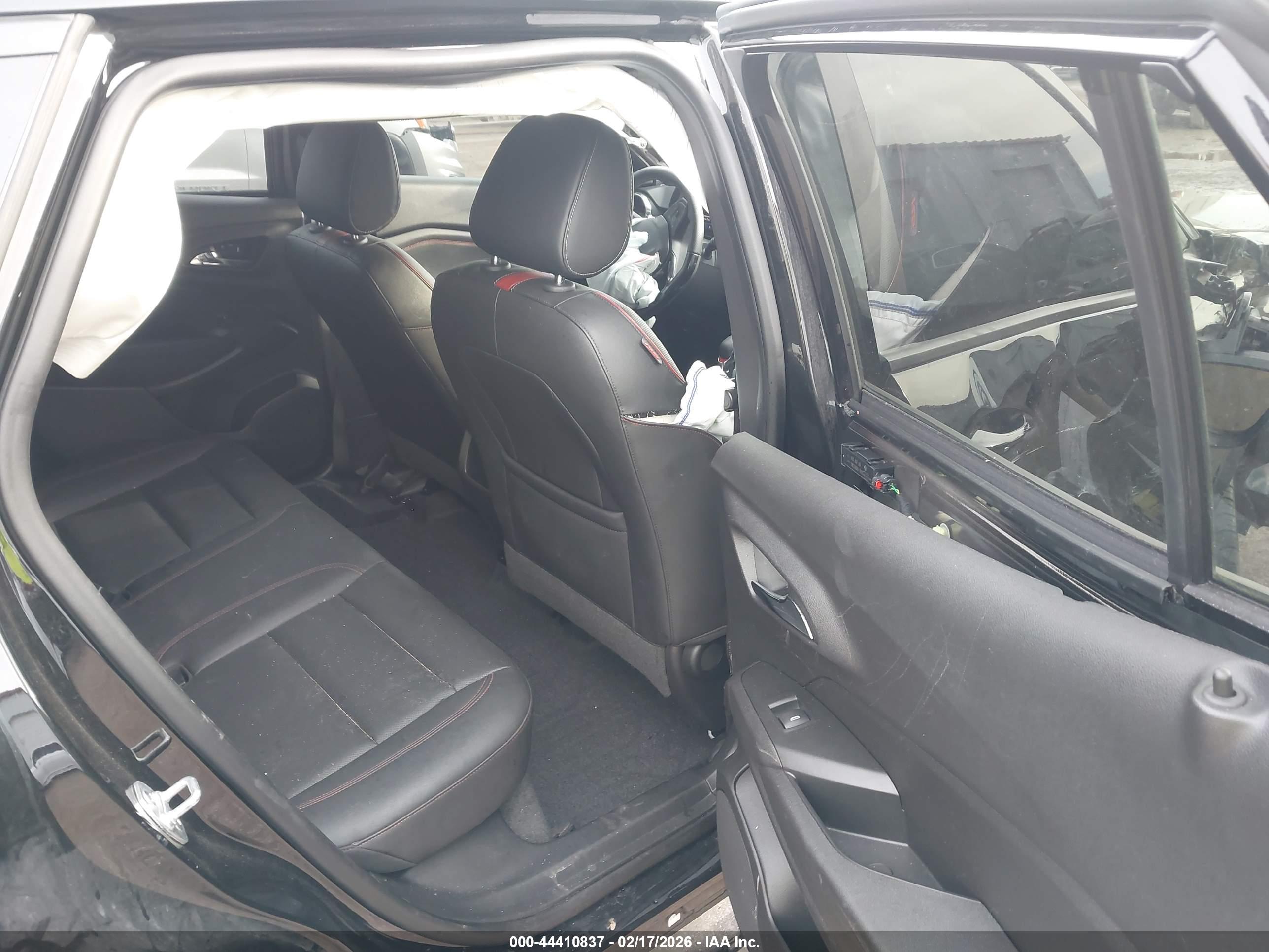 CHEVROLET TRAX image 8