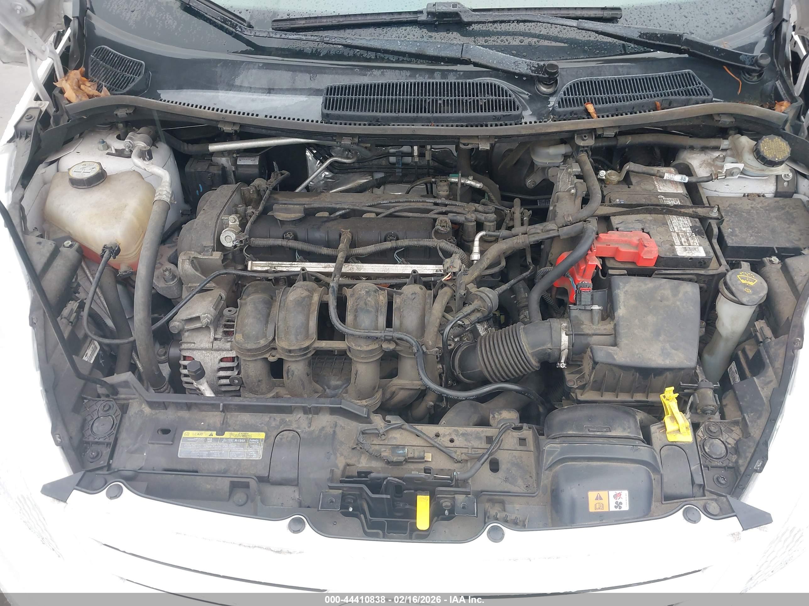 FORD FIESTA image 10