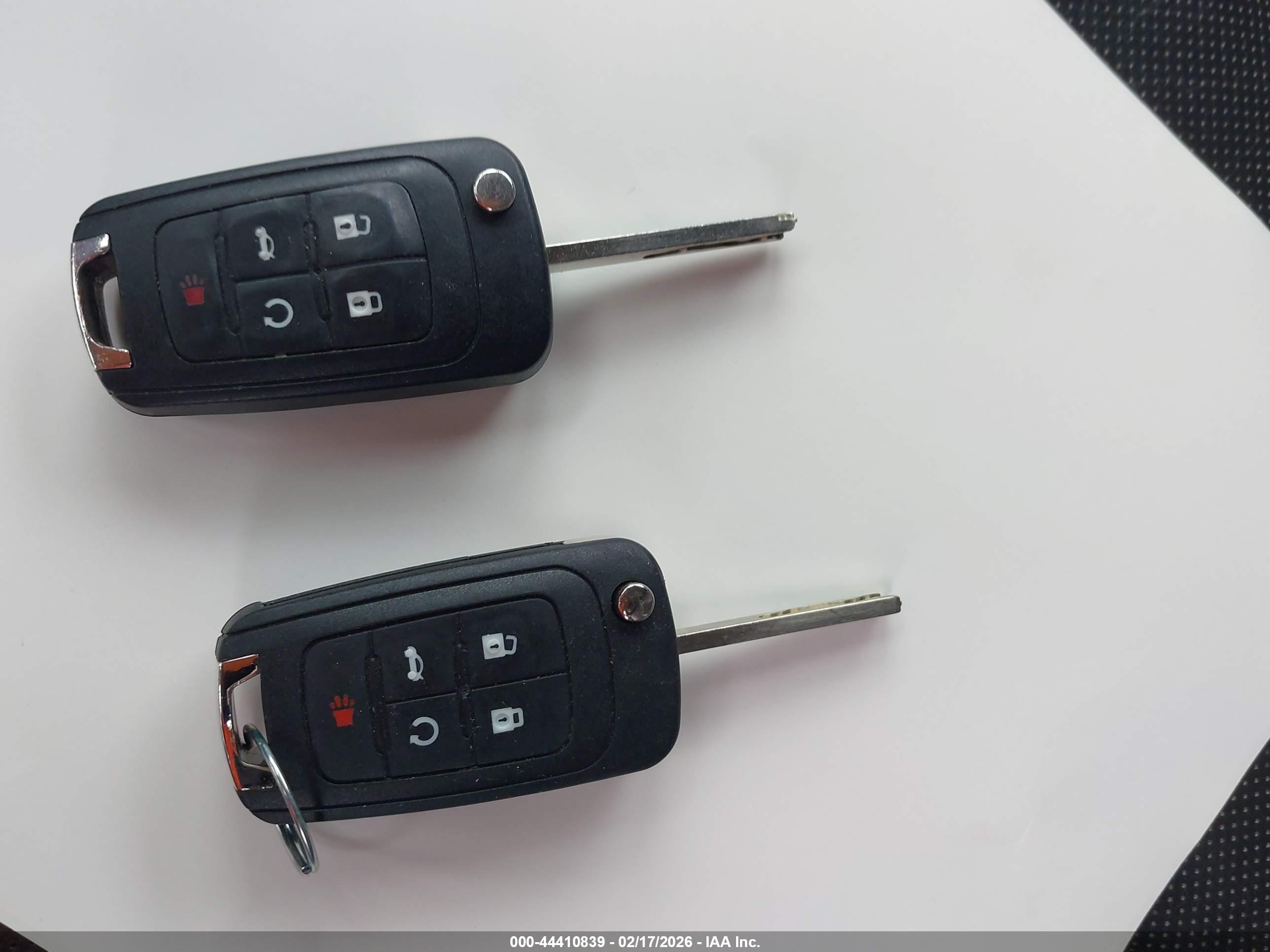 CHEVROLET EQUINOX image 11