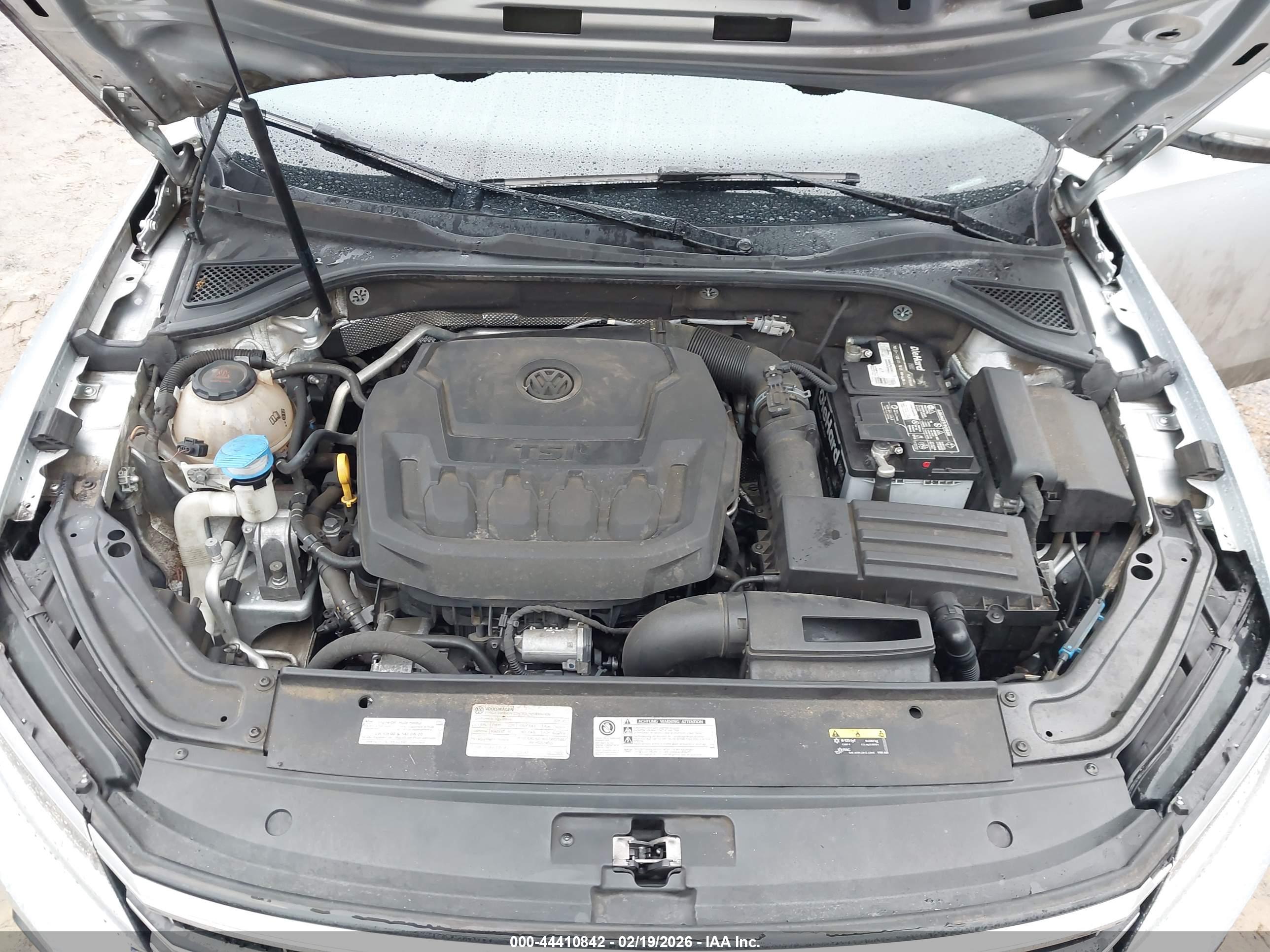 VOLKSWAGEN PASSAT image 10