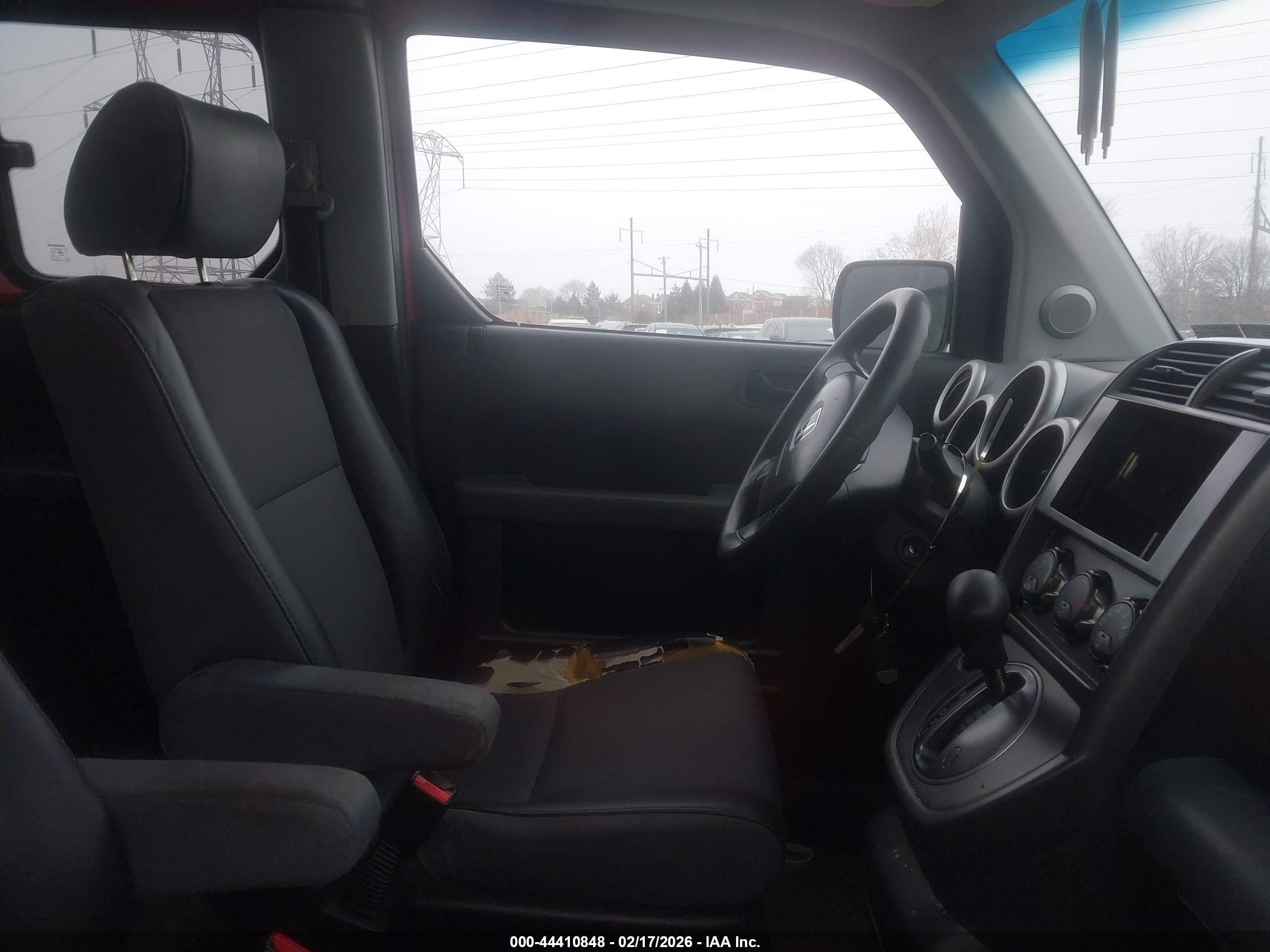 HONDA ELEMENT image 5