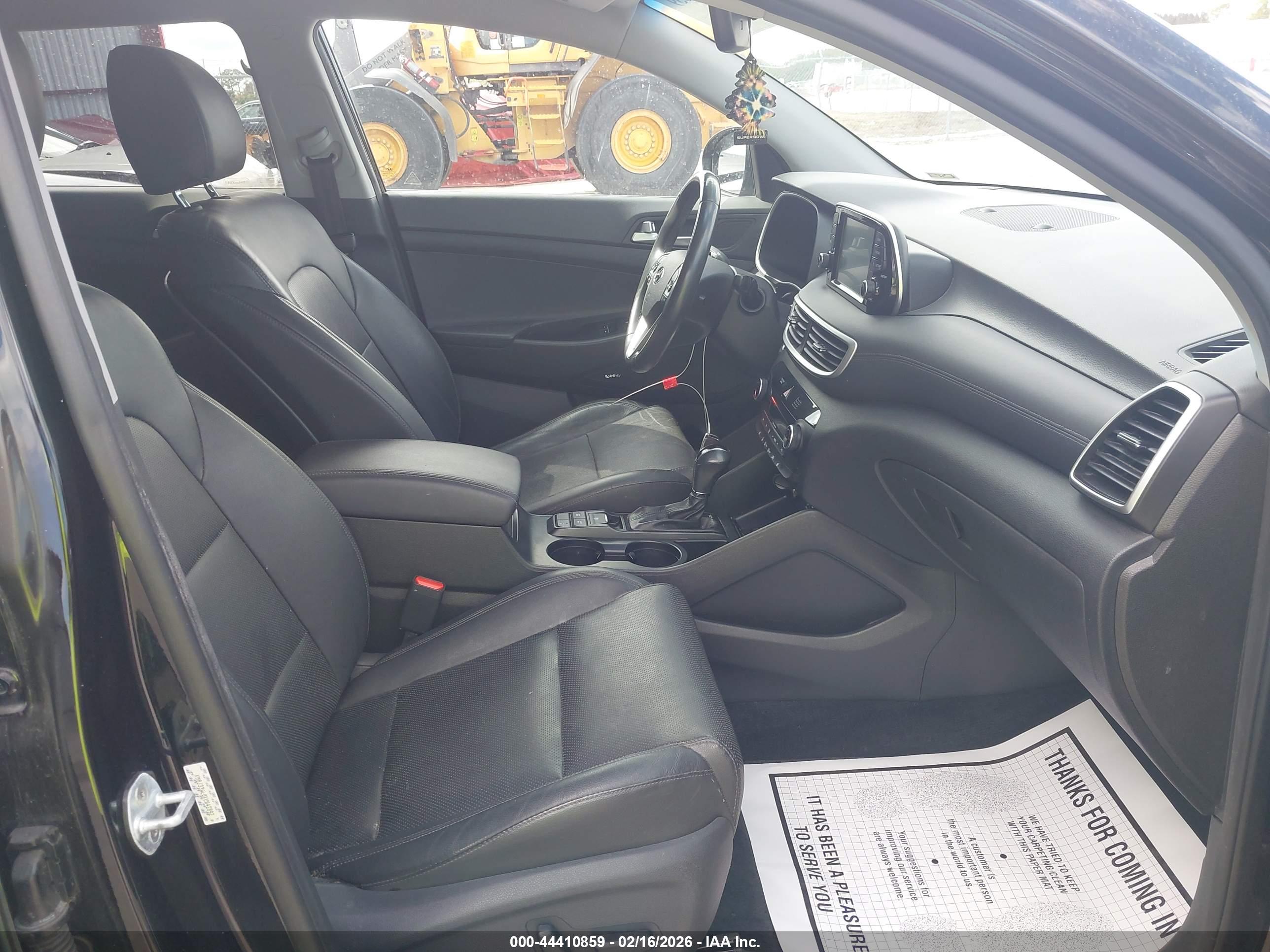 HYUNDAI TUCSON image 5