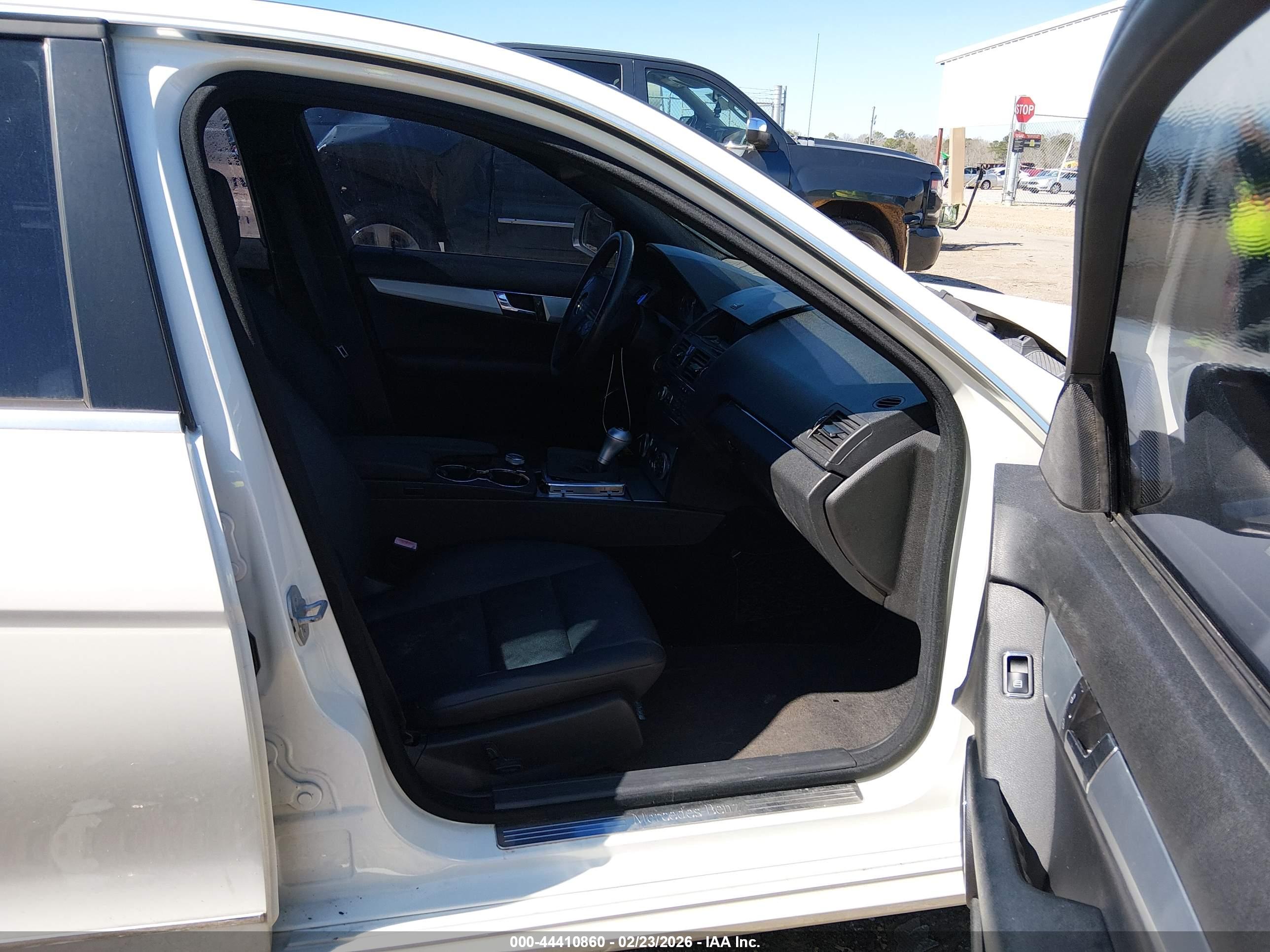 MERCEDES-BENZ C image 5