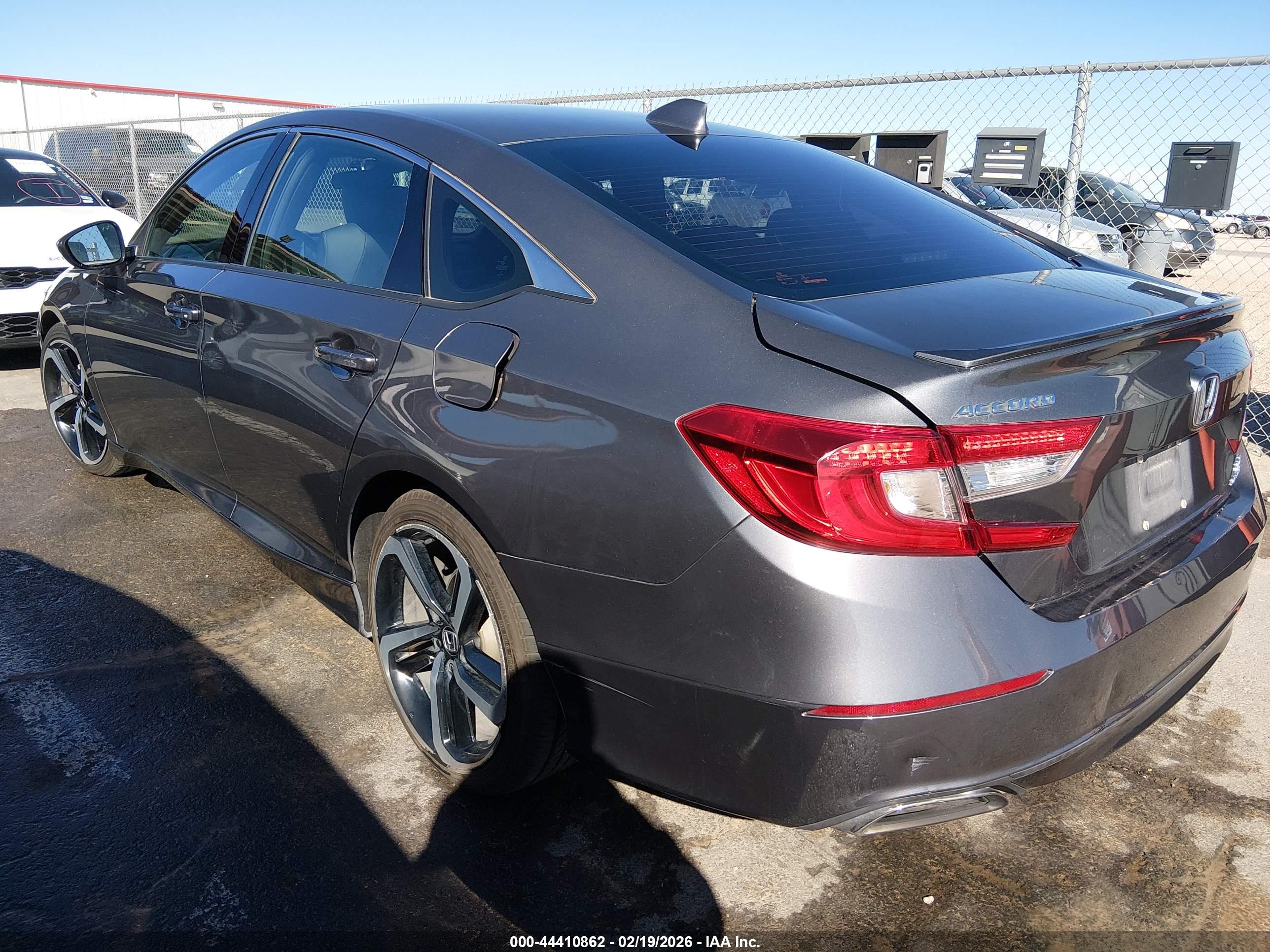 HONDA ACCORD image 3