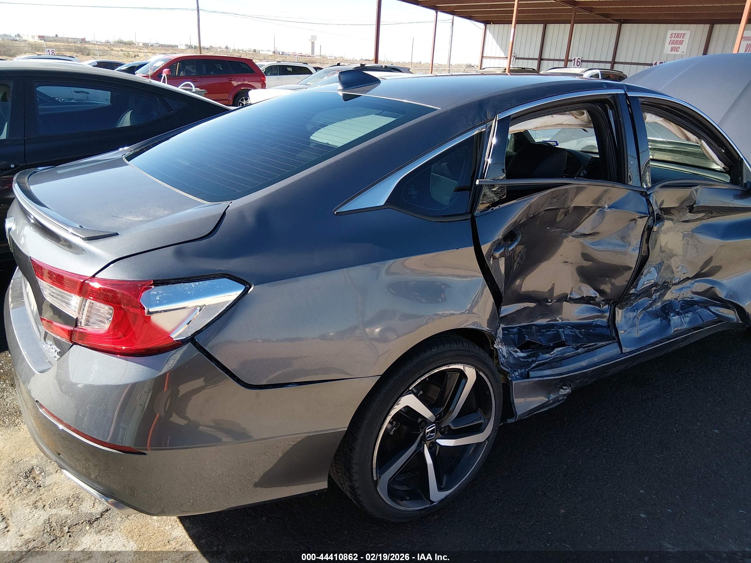 HONDA ACCORD image 6