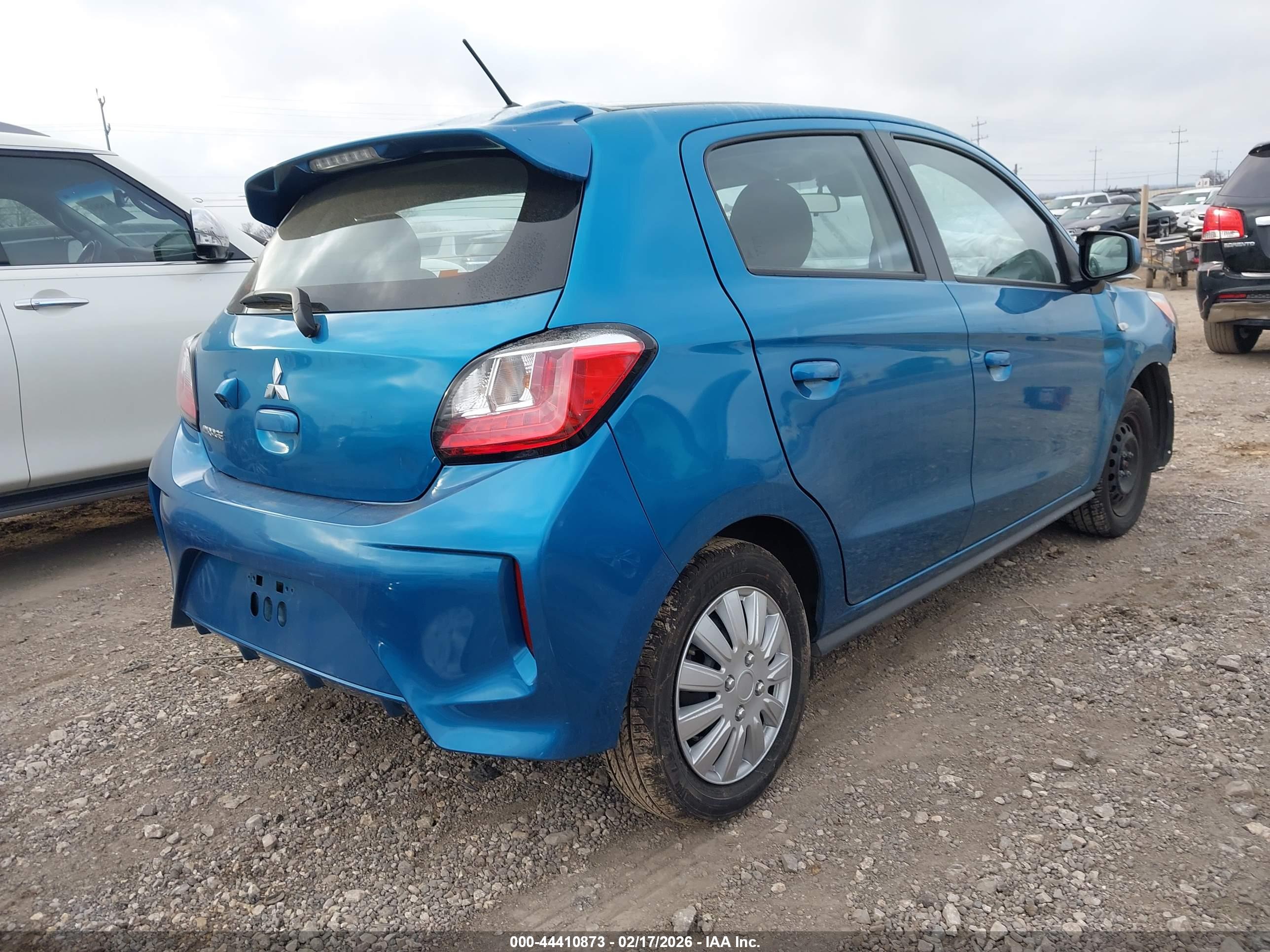 MITSUBISHI MIRAGE image 4