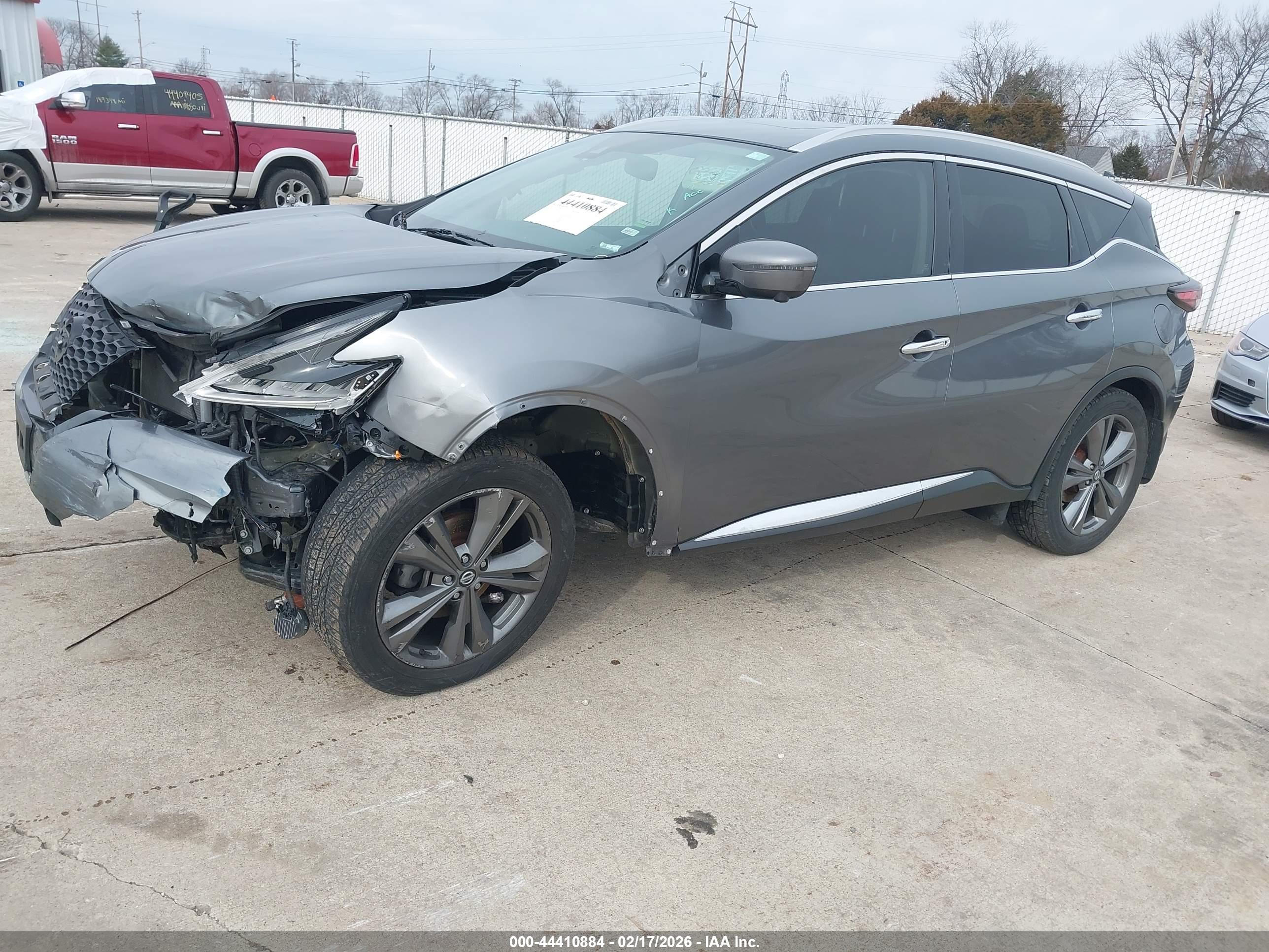 NISSAN MURANO image 2