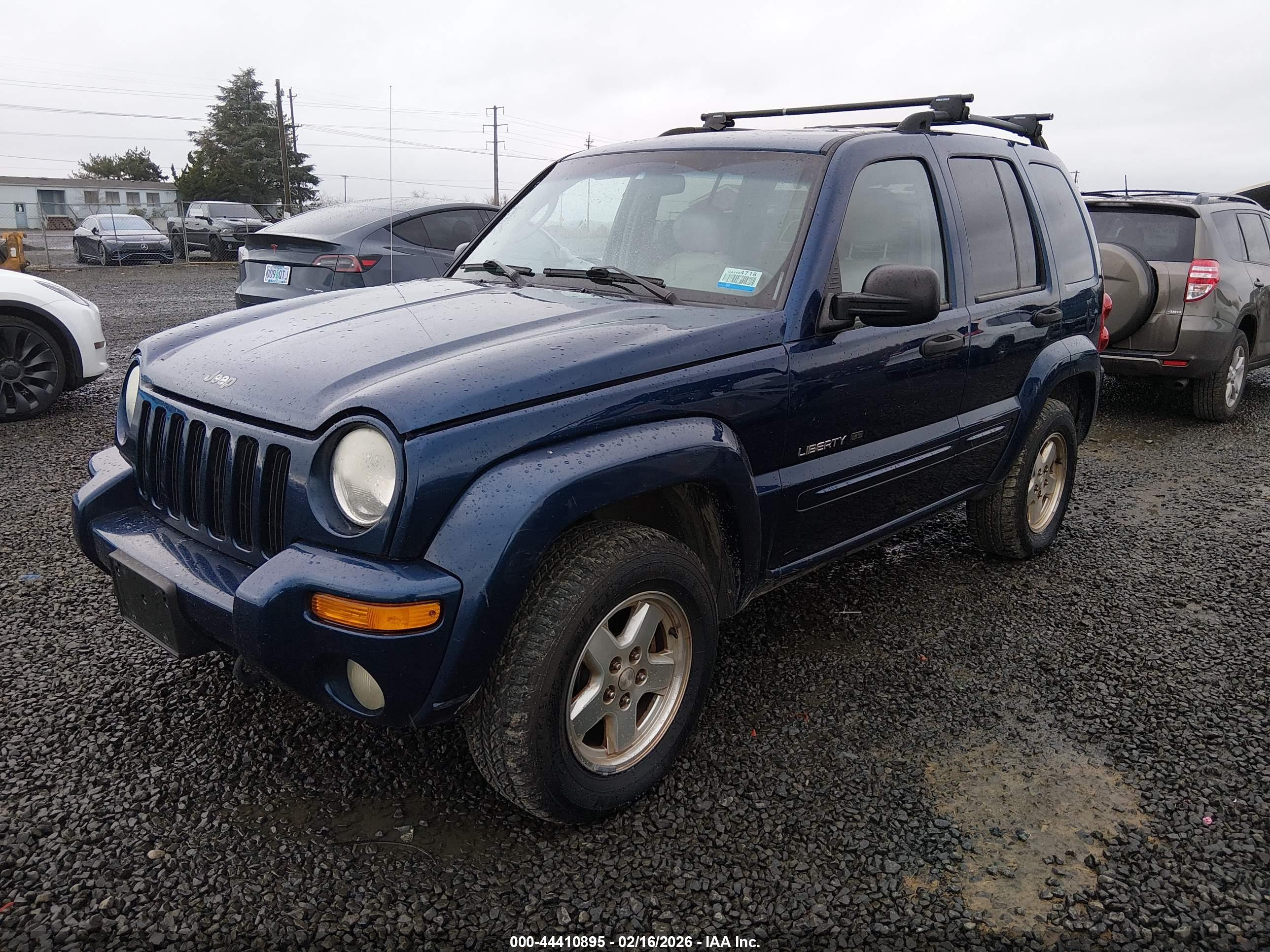 JEEP LIBERTY image 2