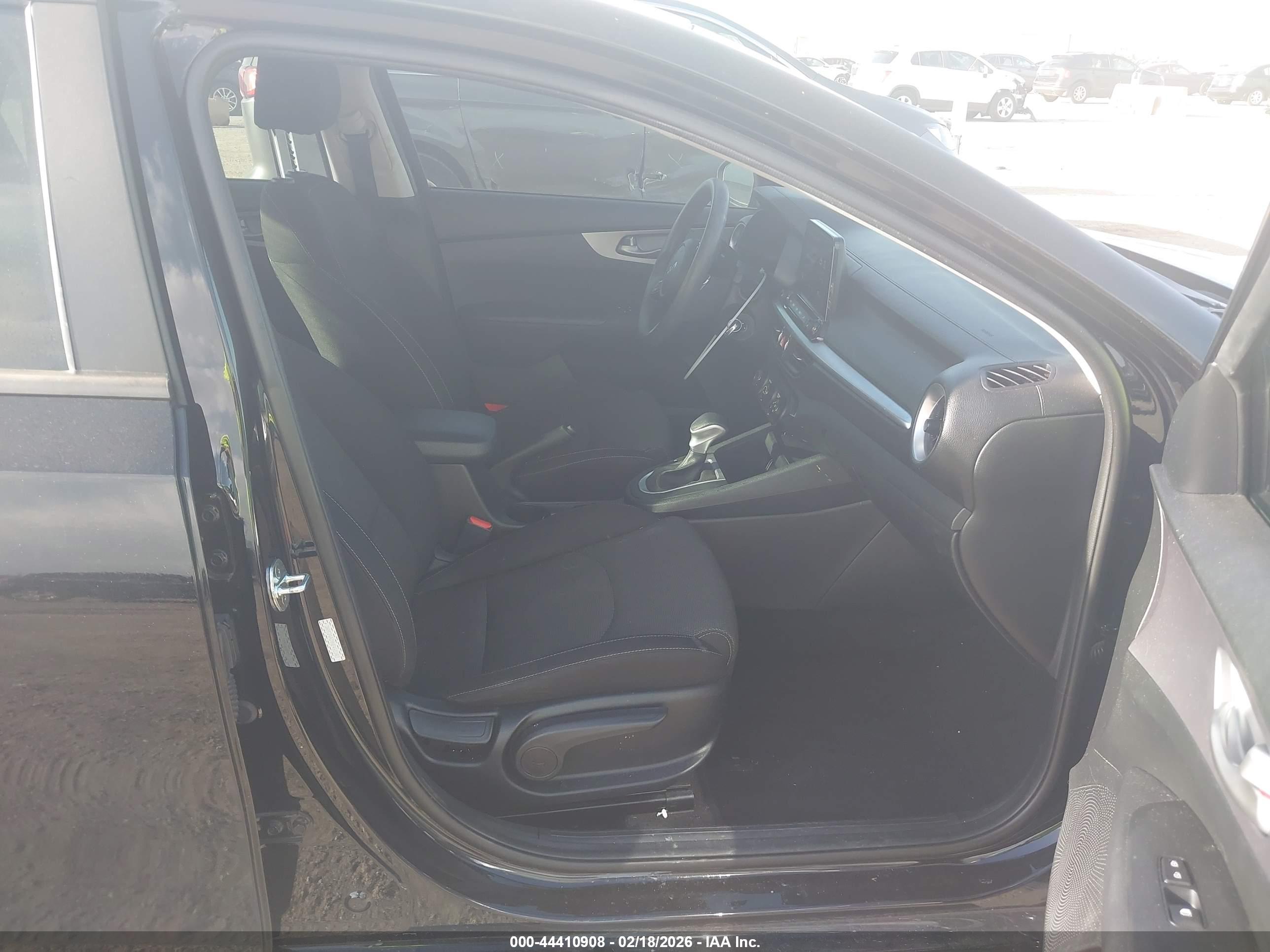 KIA FORTE image 5