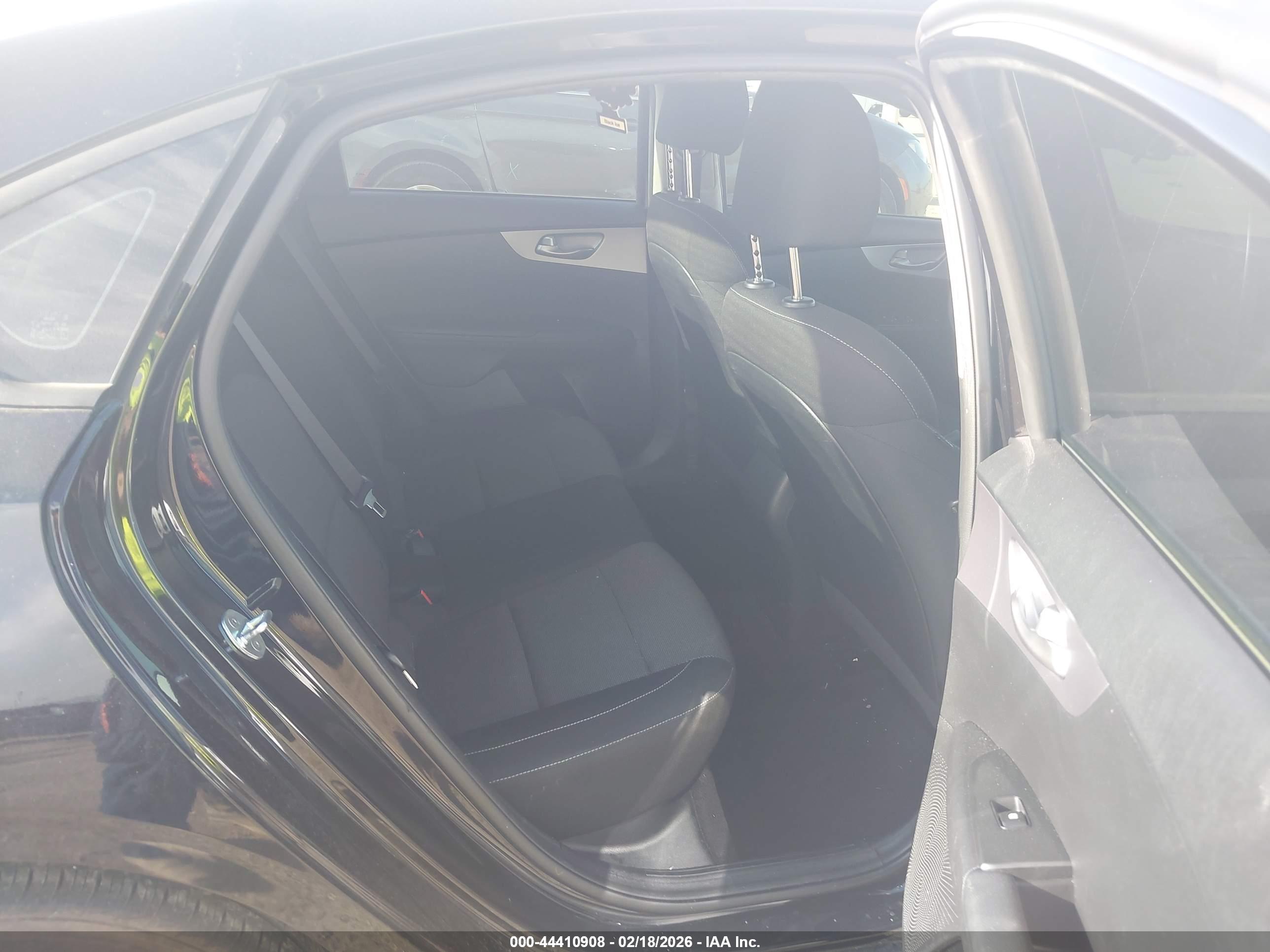 KIA FORTE image 8