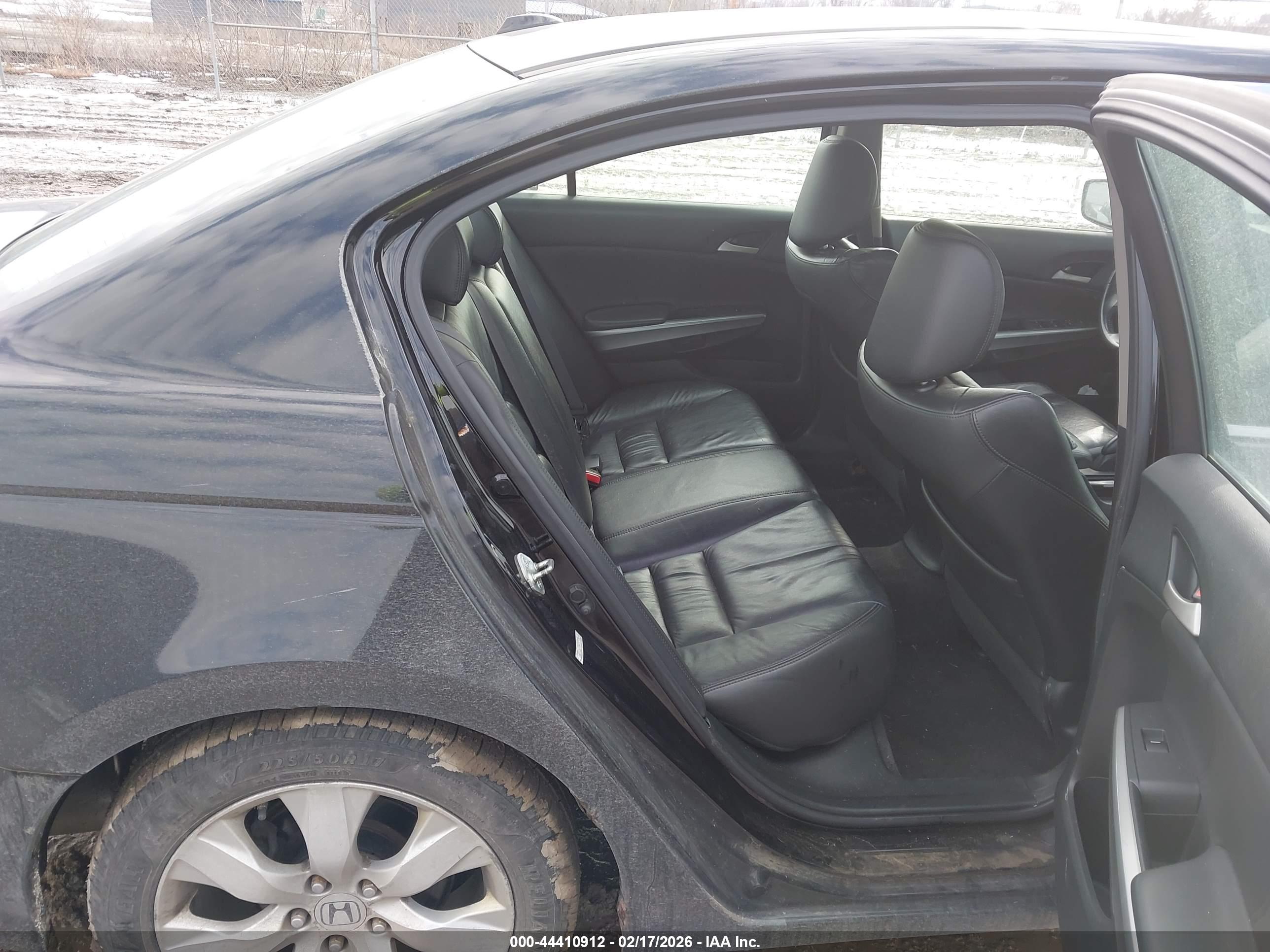 HONDA ACCORD image 8