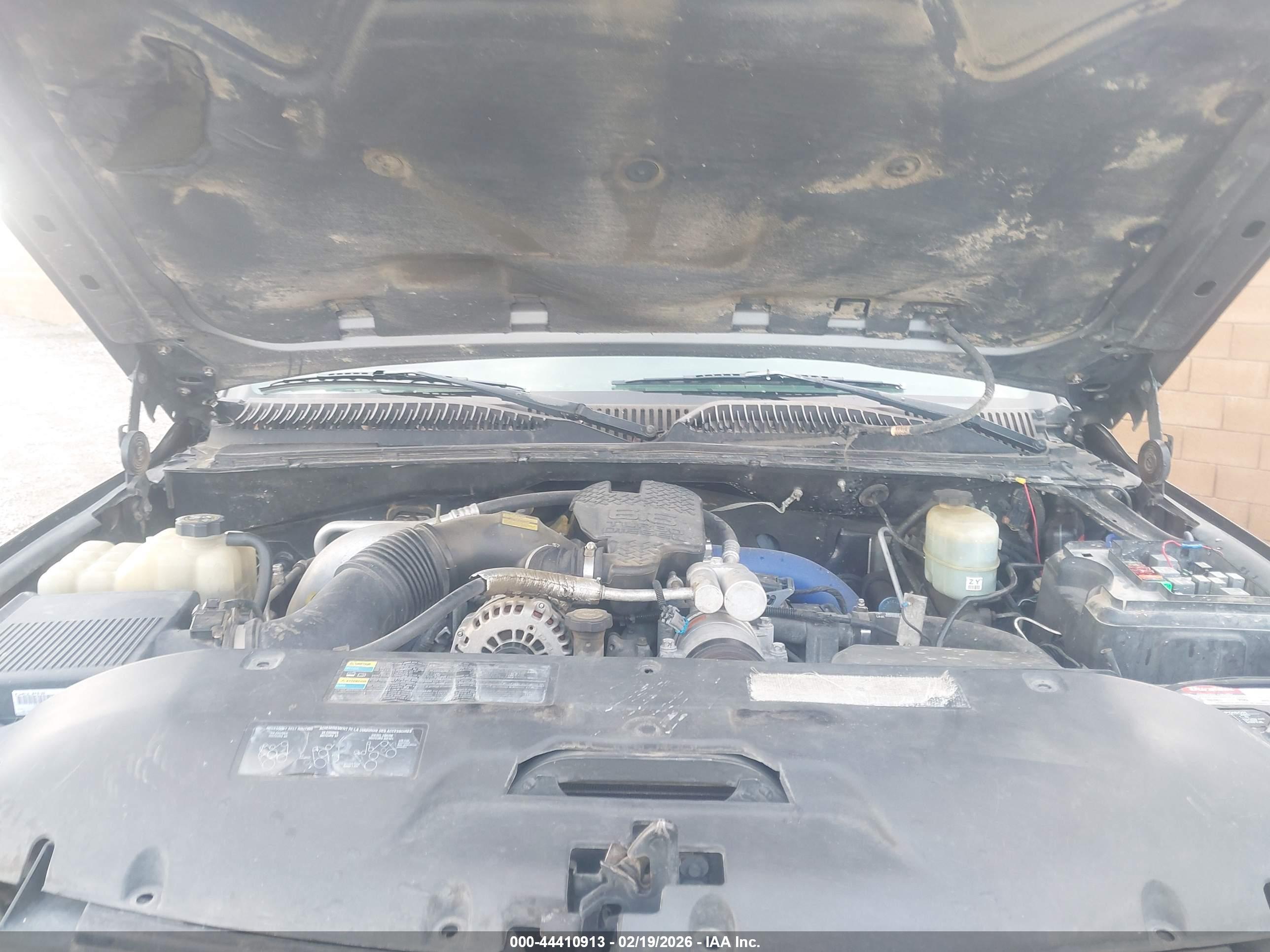 CHEVROLET SILVERADO image 10