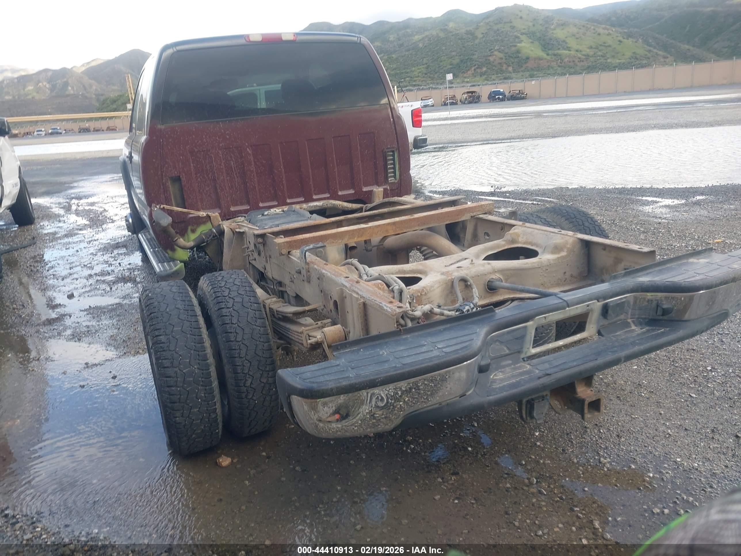 CHEVROLET SILVERADO image 3