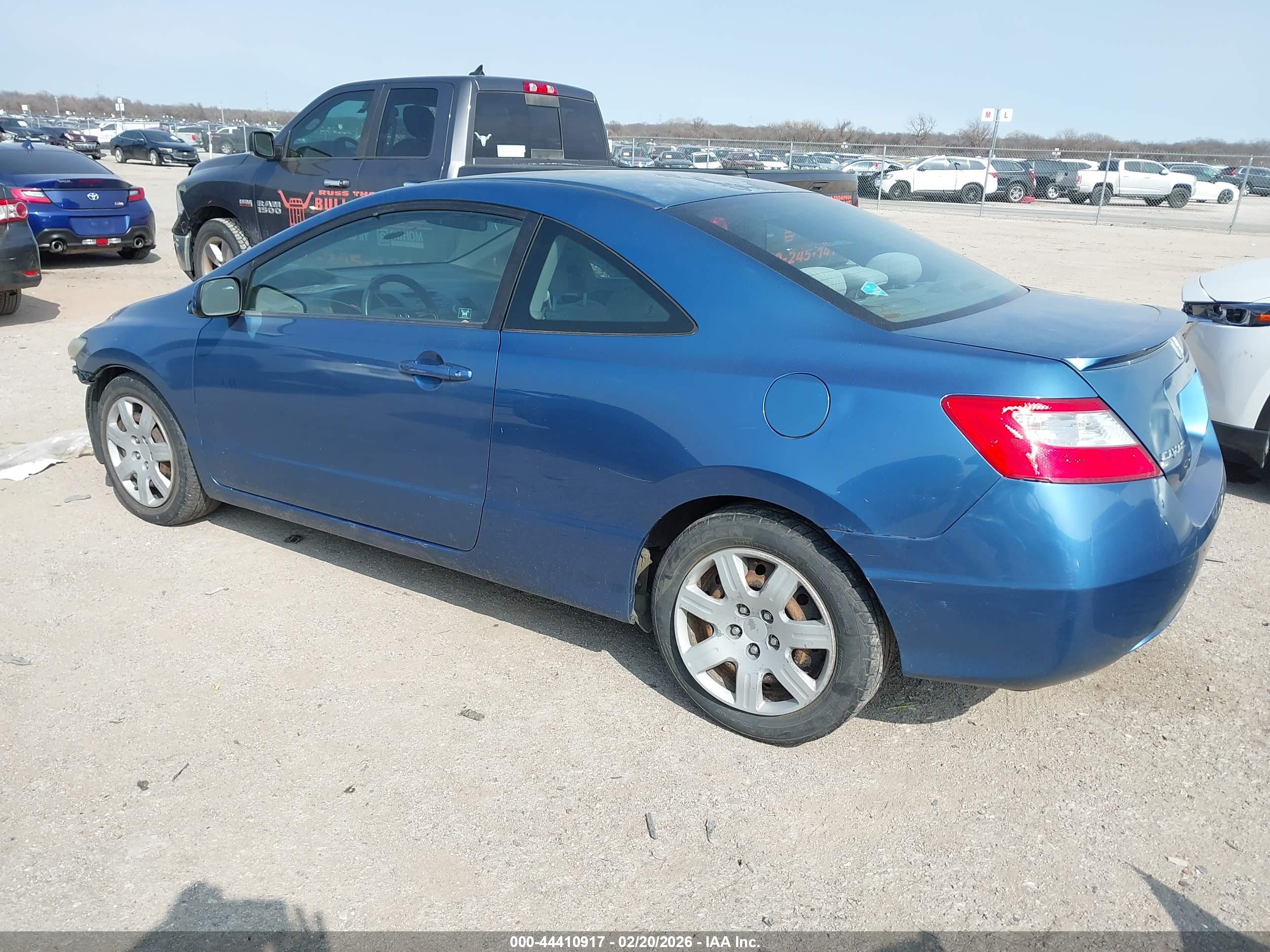HONDA CIVIC image 3