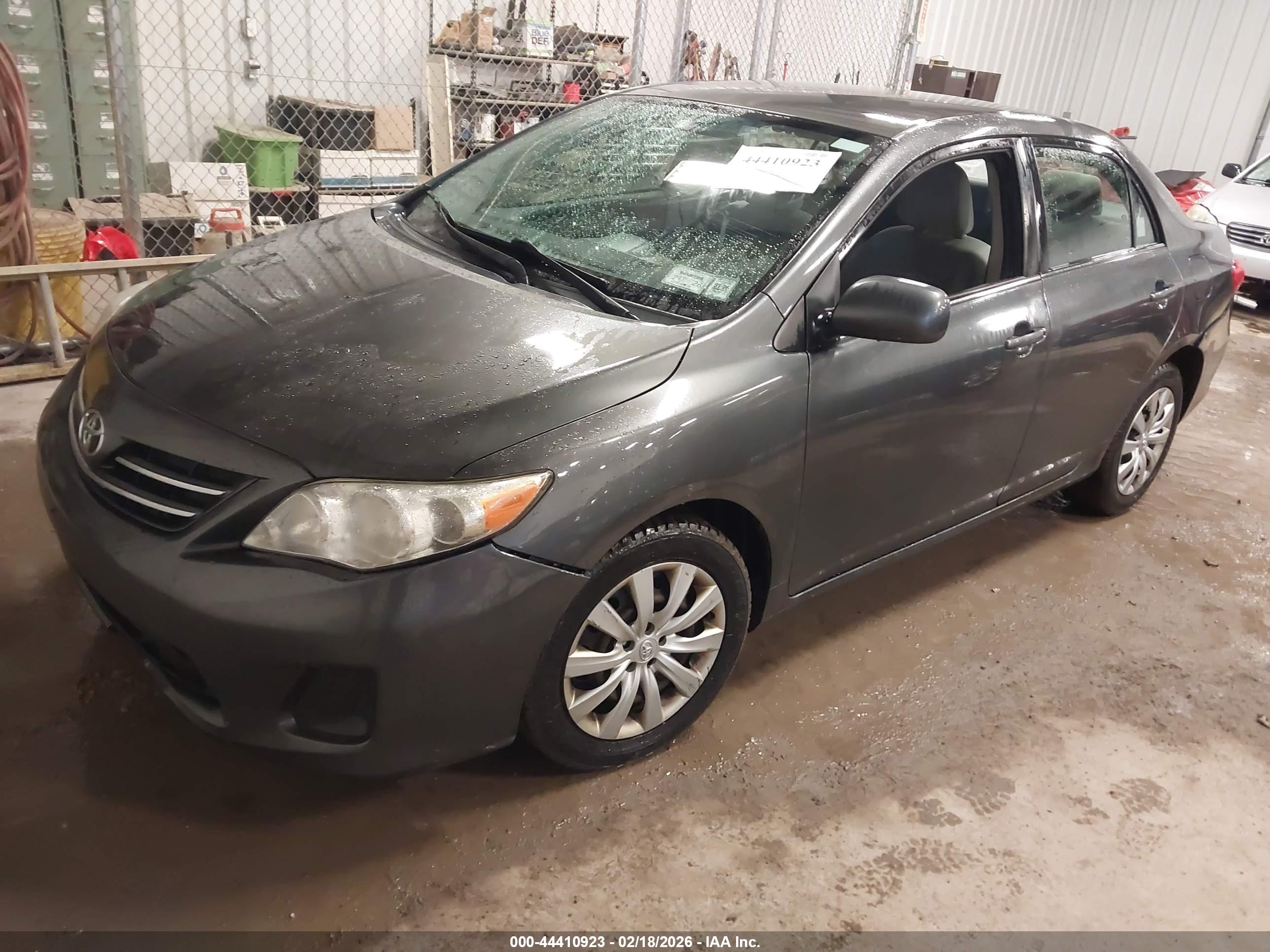 TOYOTA COROLLA image 2
