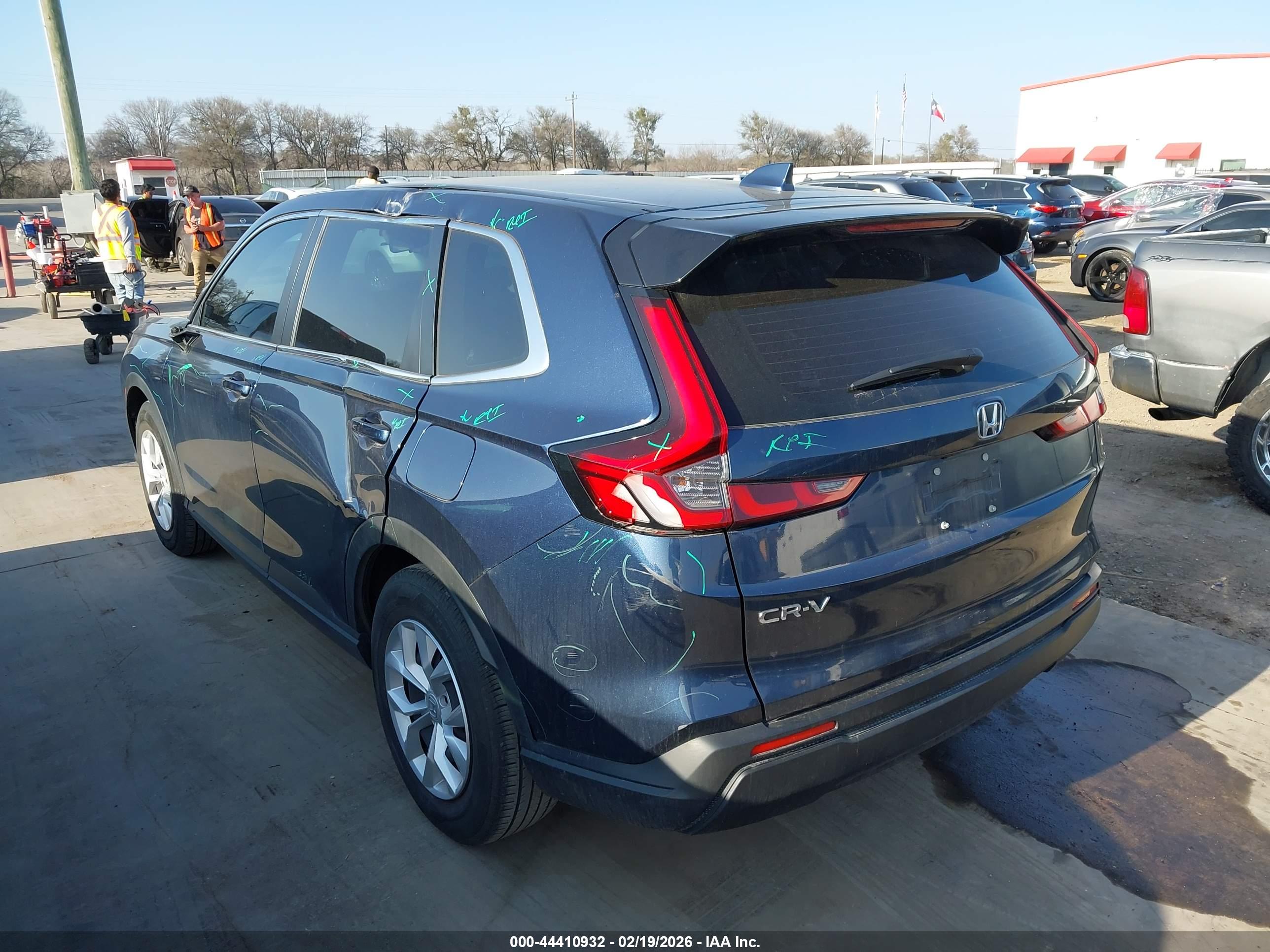HONDA CR-V image 3