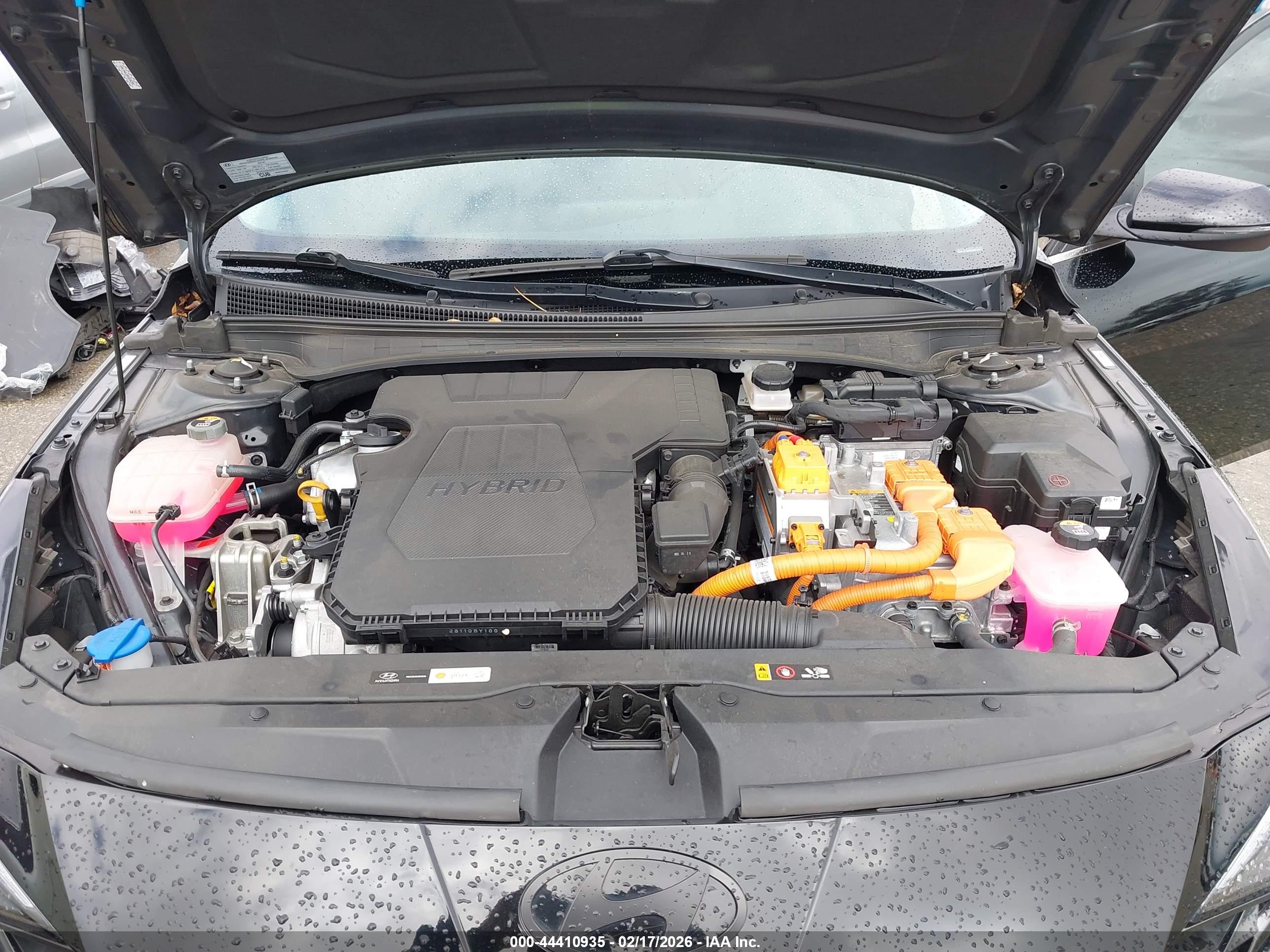HYUNDAI ELANTRA image 10