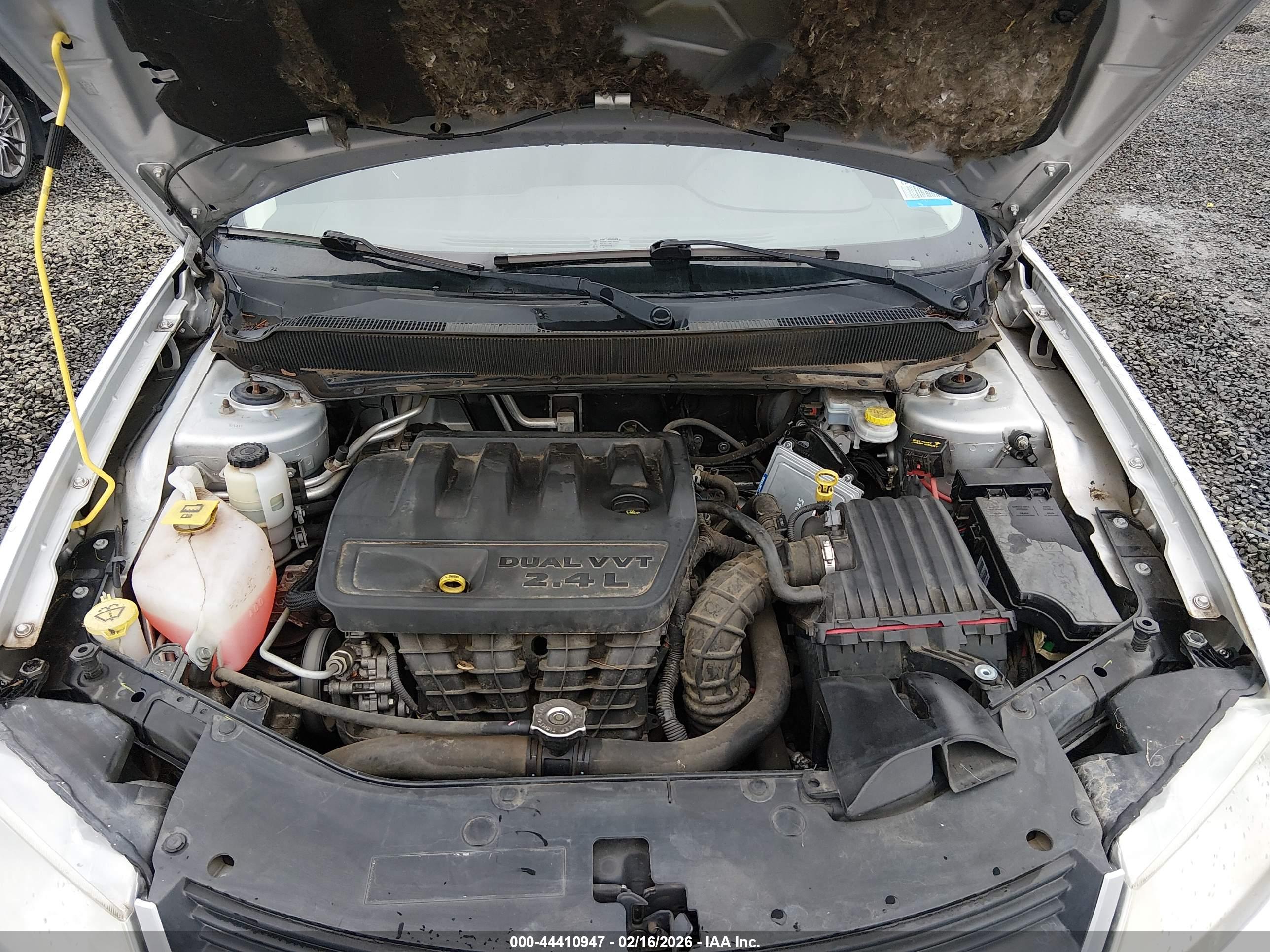 DODGE AVENGER image 10