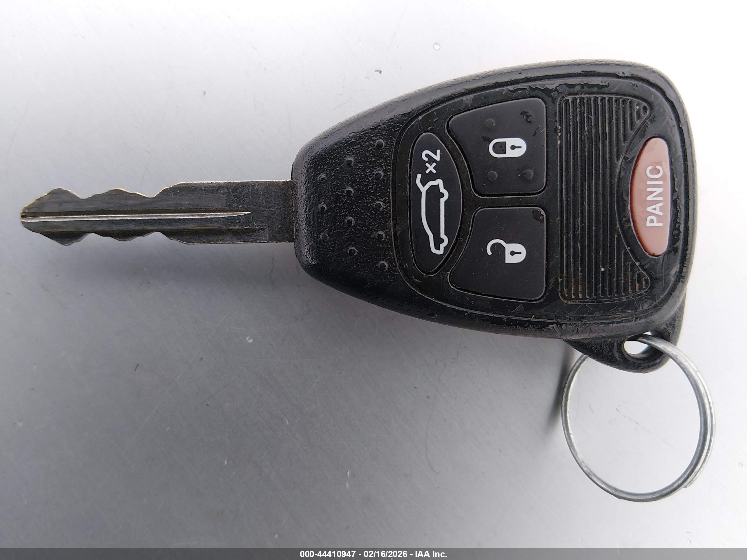 DODGE AVENGER image 11