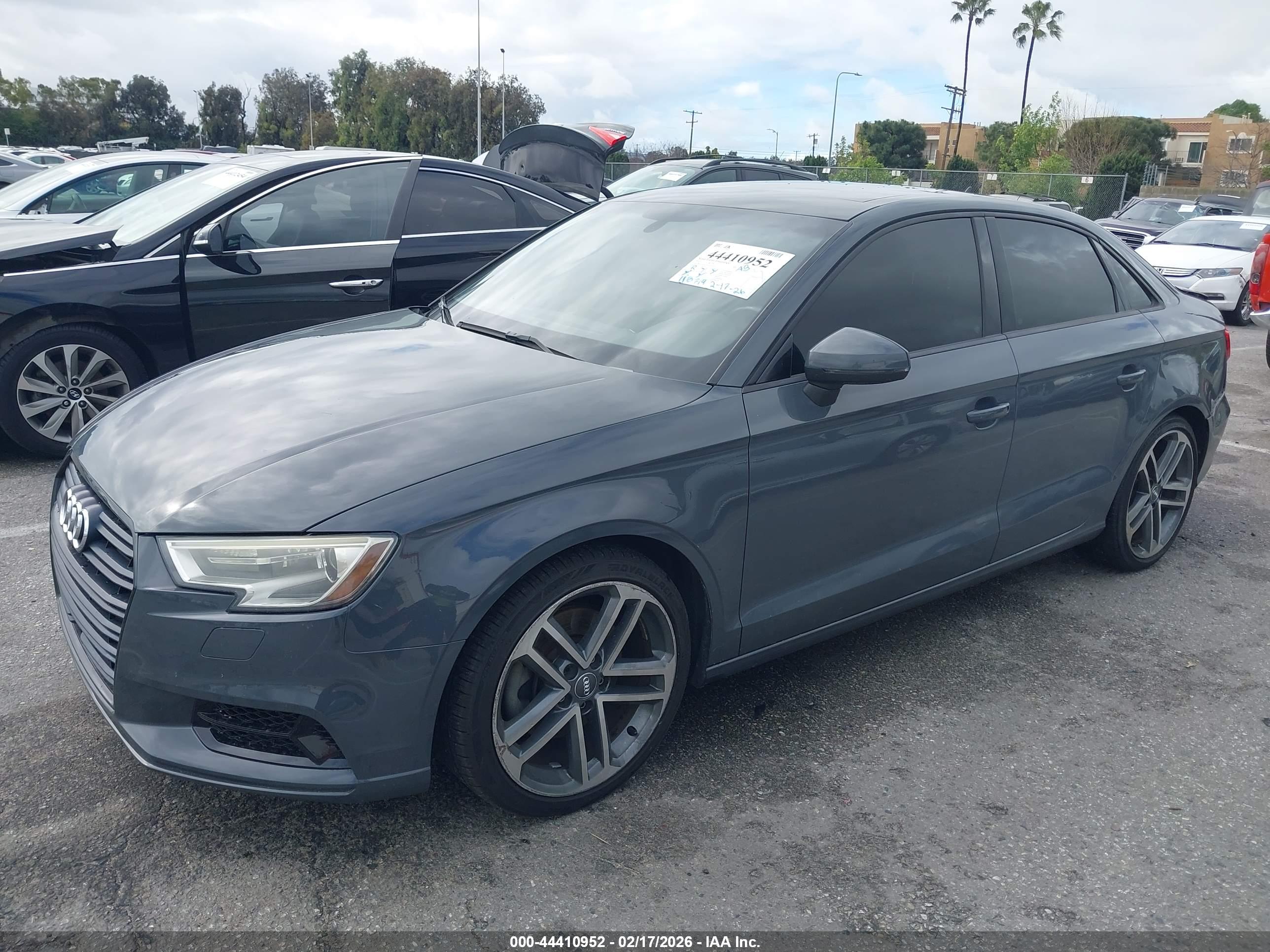 AUDI A3 image 2